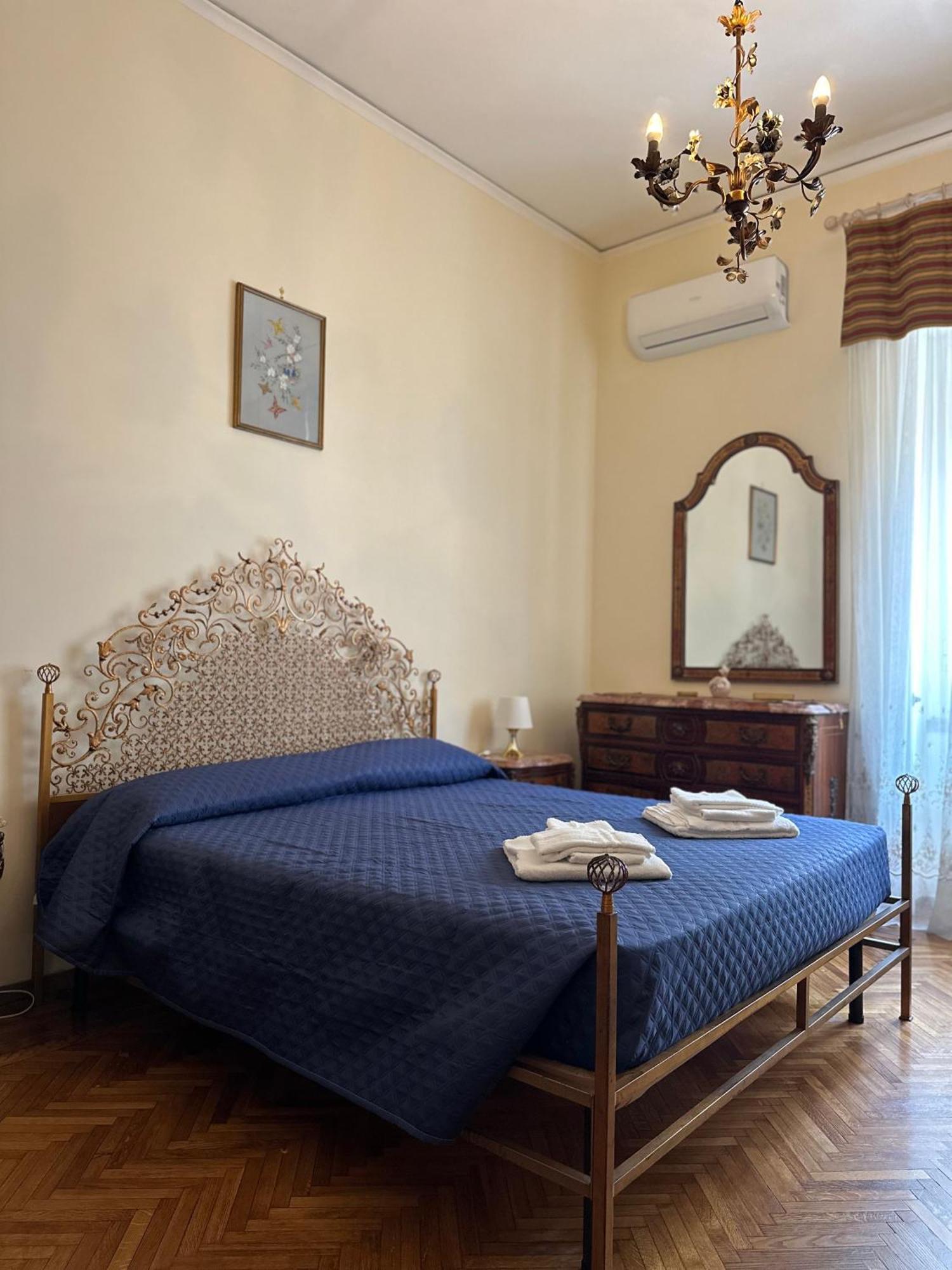 Maman Suite, Center Near Molo Beverello