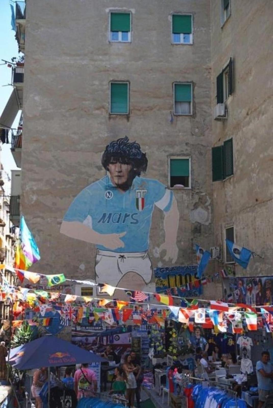 Happy House 3 * Naples