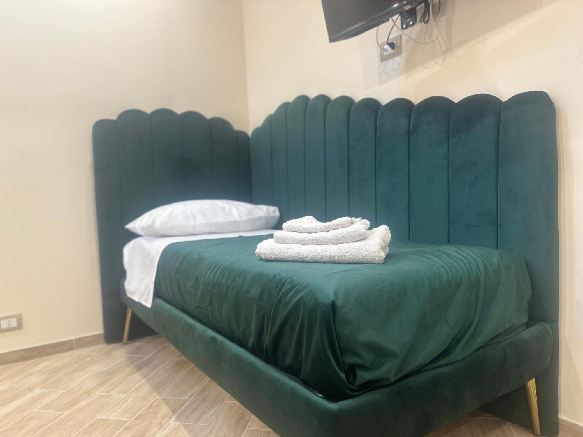 Attic Guest house Naples