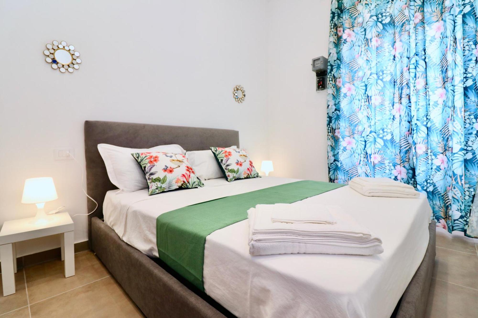 Airport Holiday home