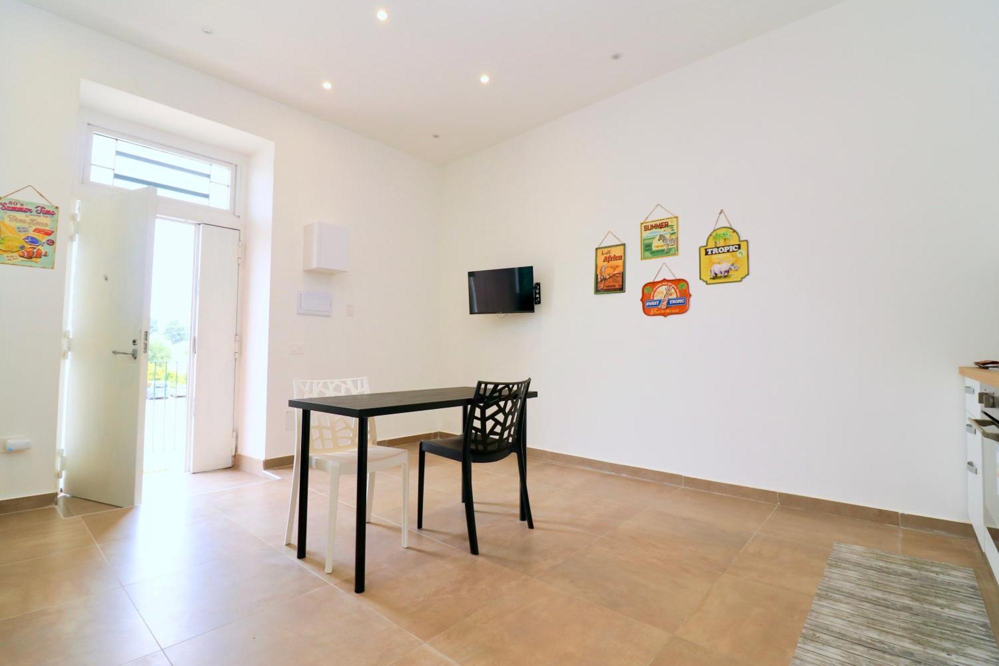 Airport Holiday home *