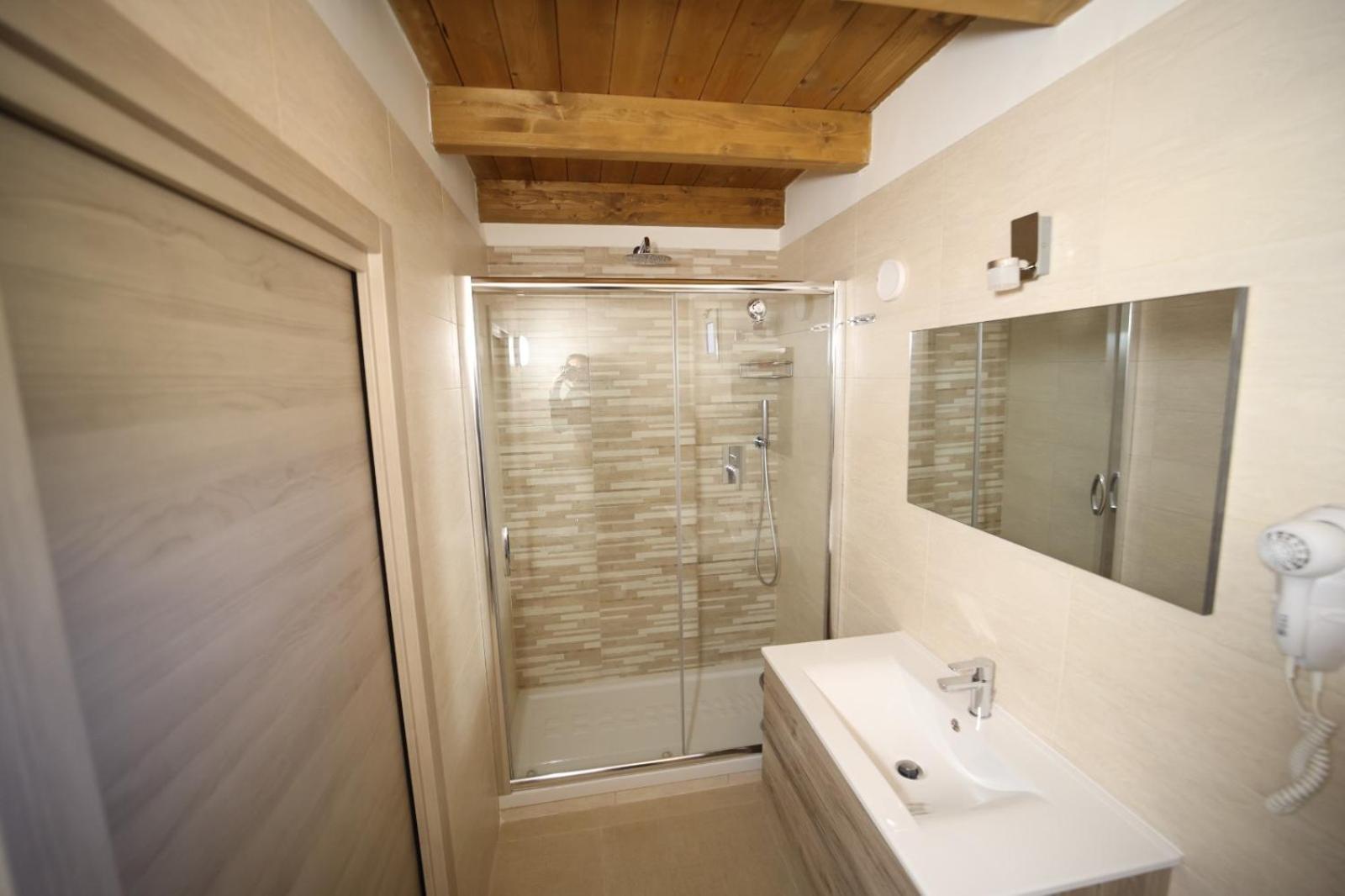 Bed & Breakfast Corso 138 - Sleep & Fly - By Domusextra Naples