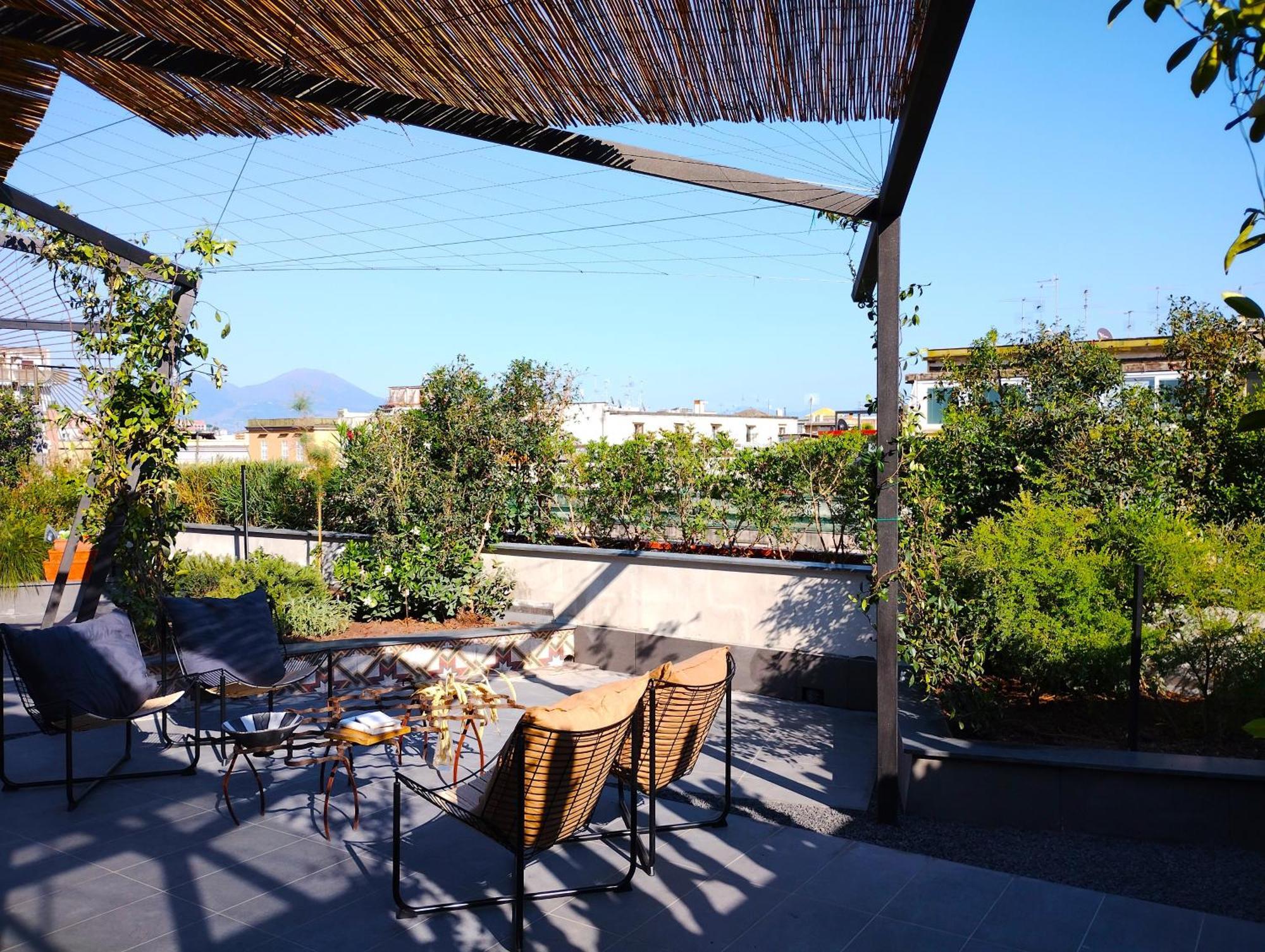 Bed & Breakfast Mea Domus Mergellina Naples