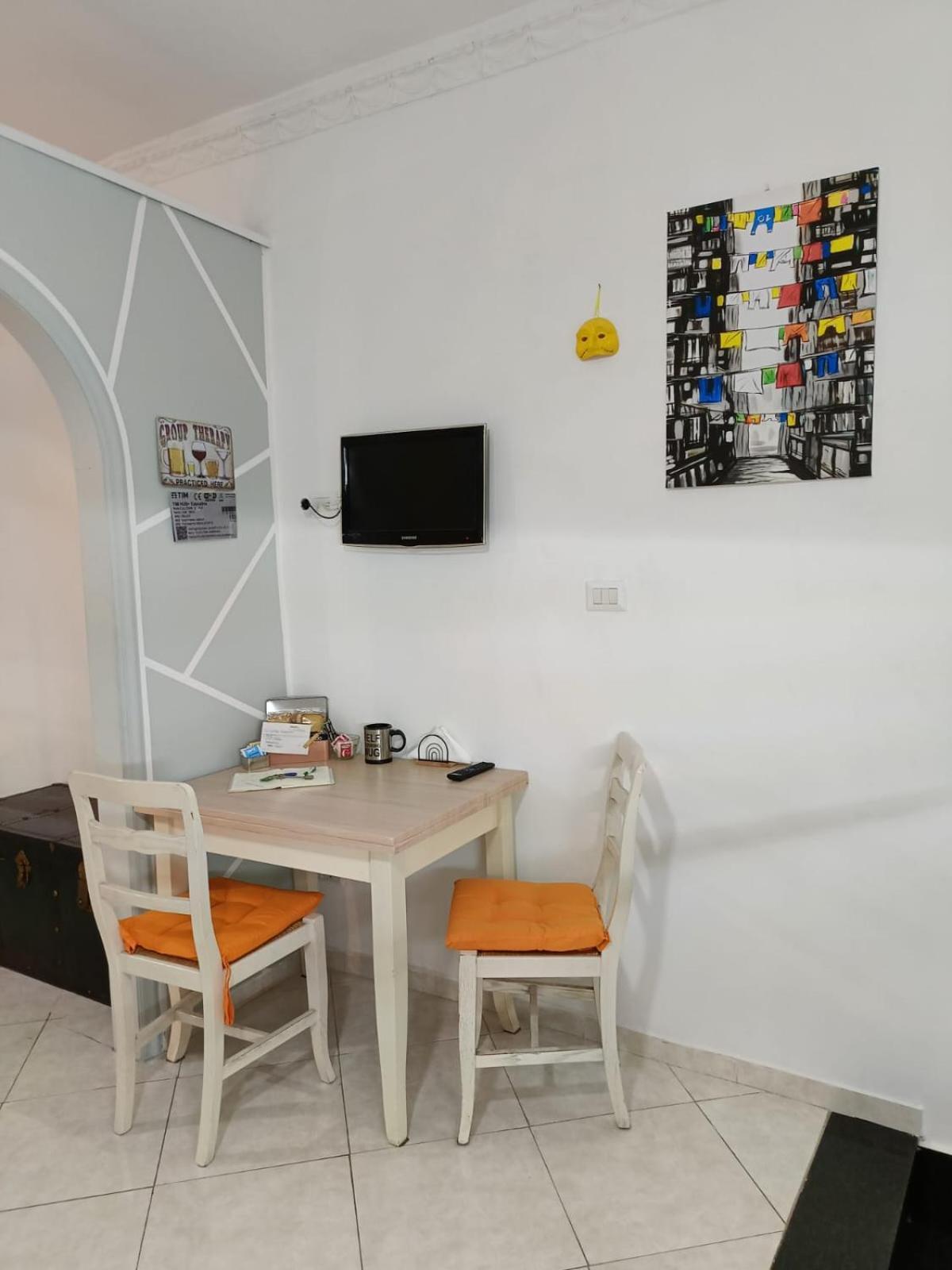 Il Balconcino Ai Tribunali Apartment *