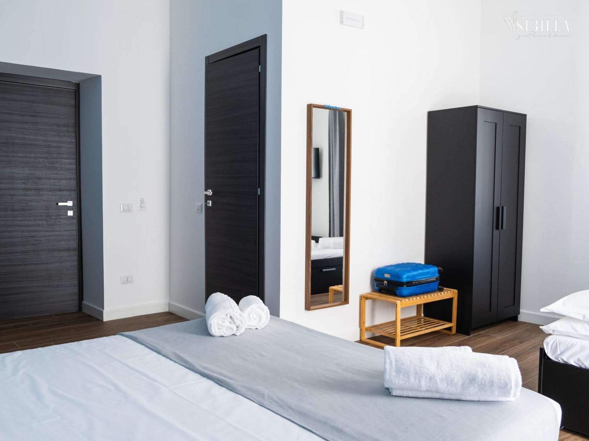 Guest house Sibilla & Charme Naples