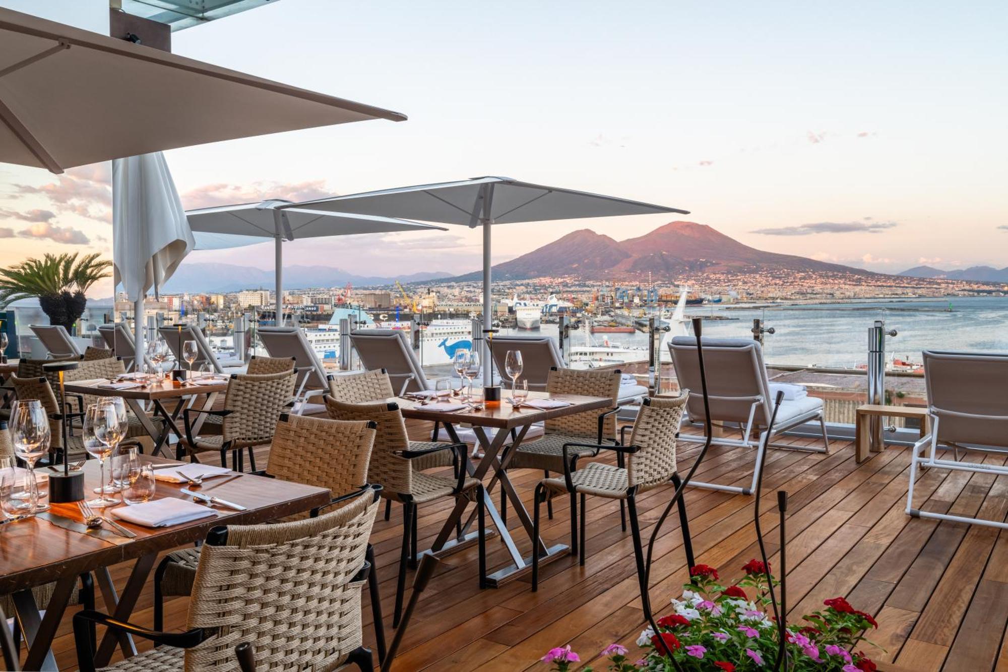 Romeo Hotel Naples