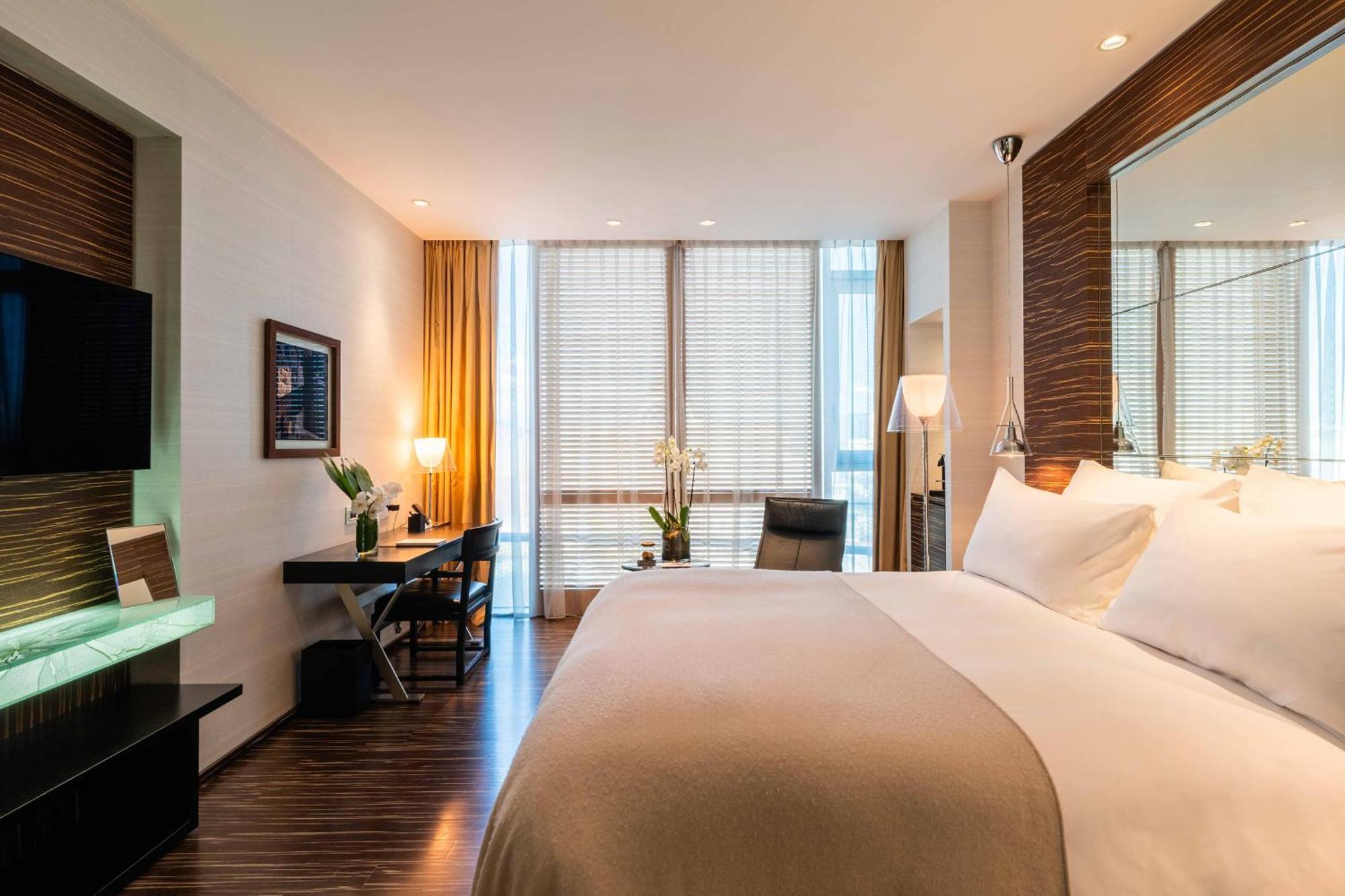Romeo Hotel