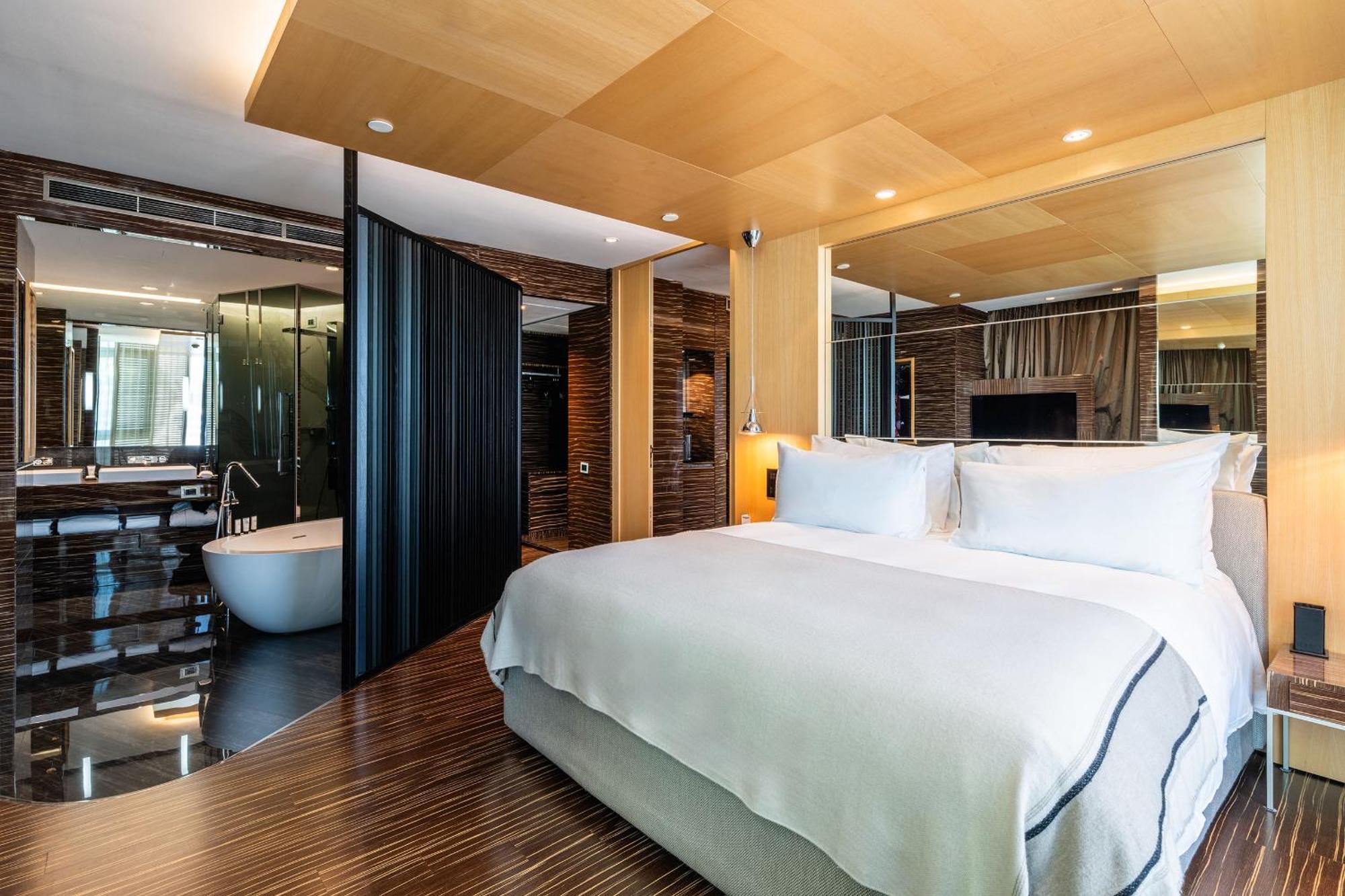 Hotel Romeo Naples
