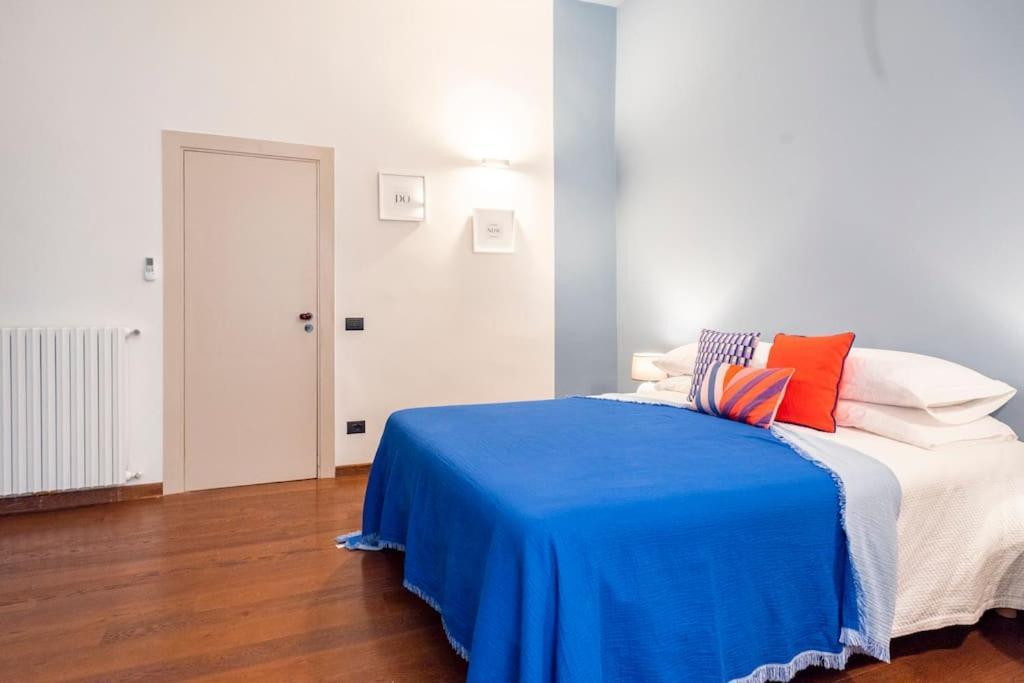 Modern Hospitality Exclusive * Naples