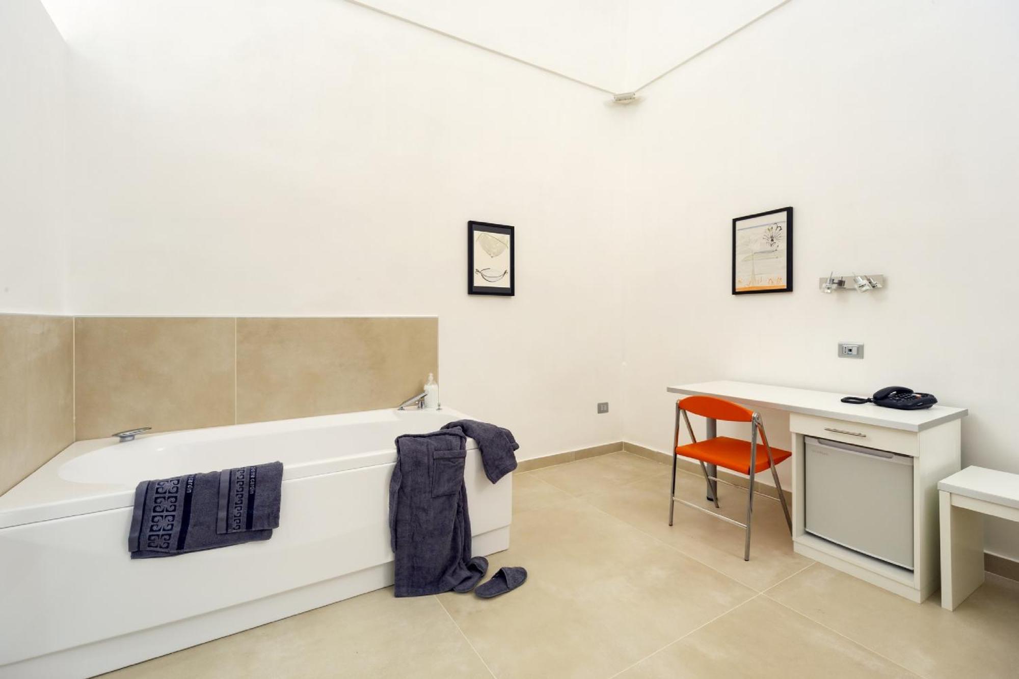 Il Tesoro Smart & Hotel Naples