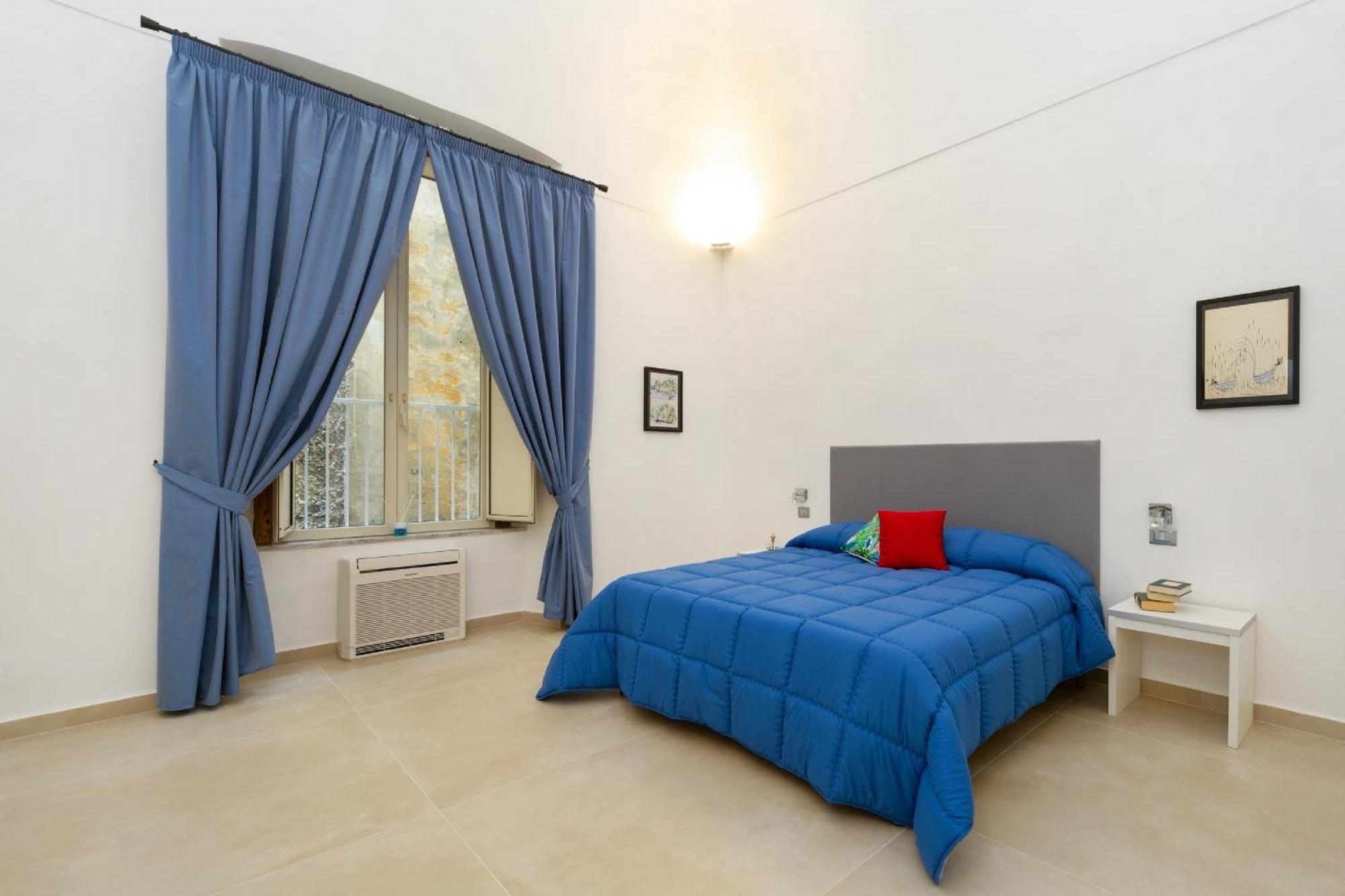 Il Tesoro Smart & 3* Naples