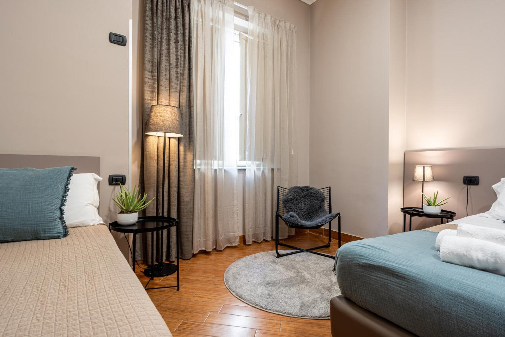 Diamond Naples