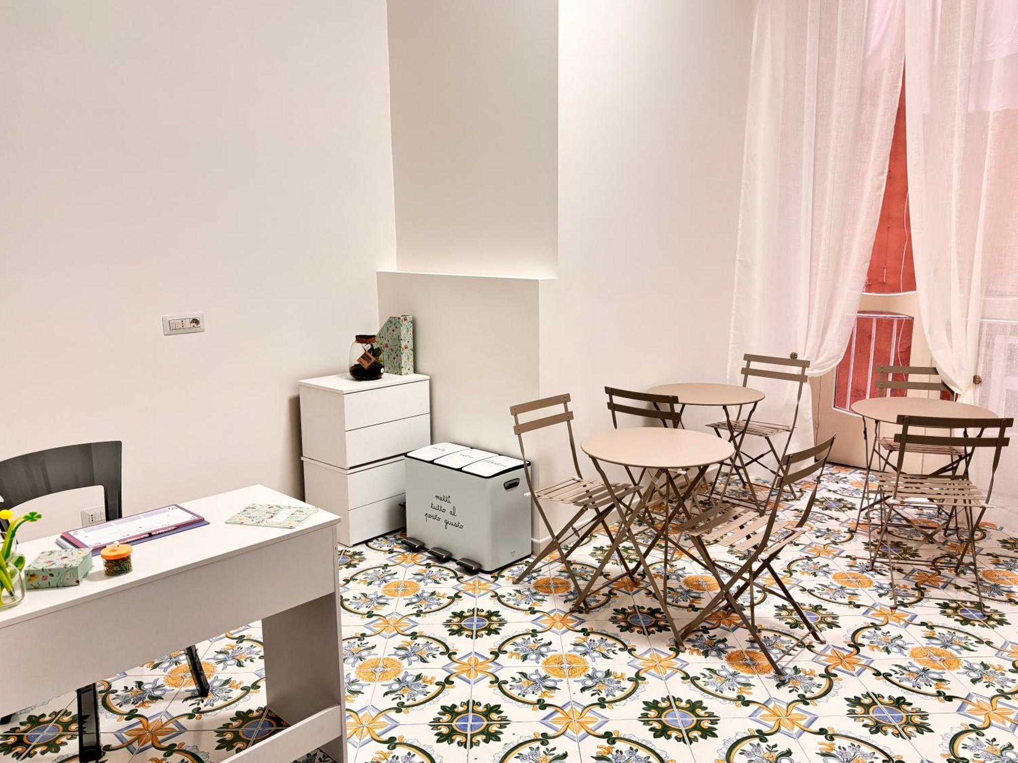 La Maison Di Partenope Bed & Breakfast *