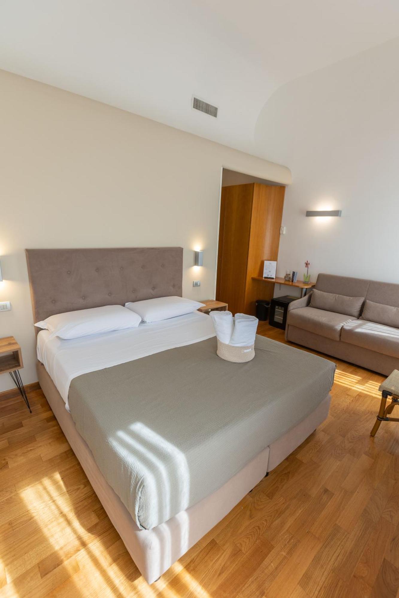 Lungomare & Bed & Breakfast *