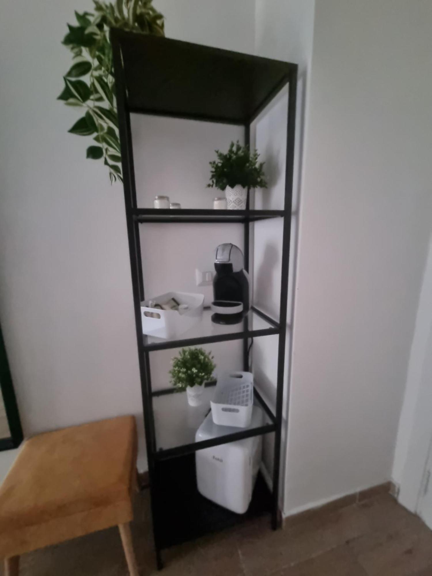 Niluna Naples