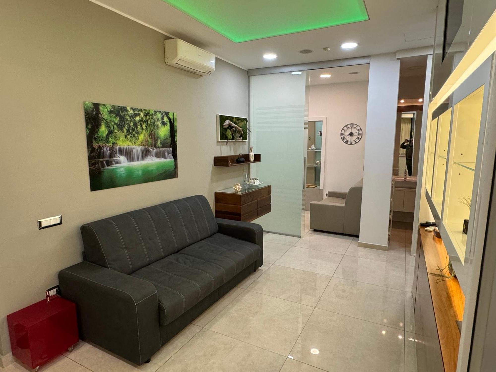 Apartment House Moni Naples