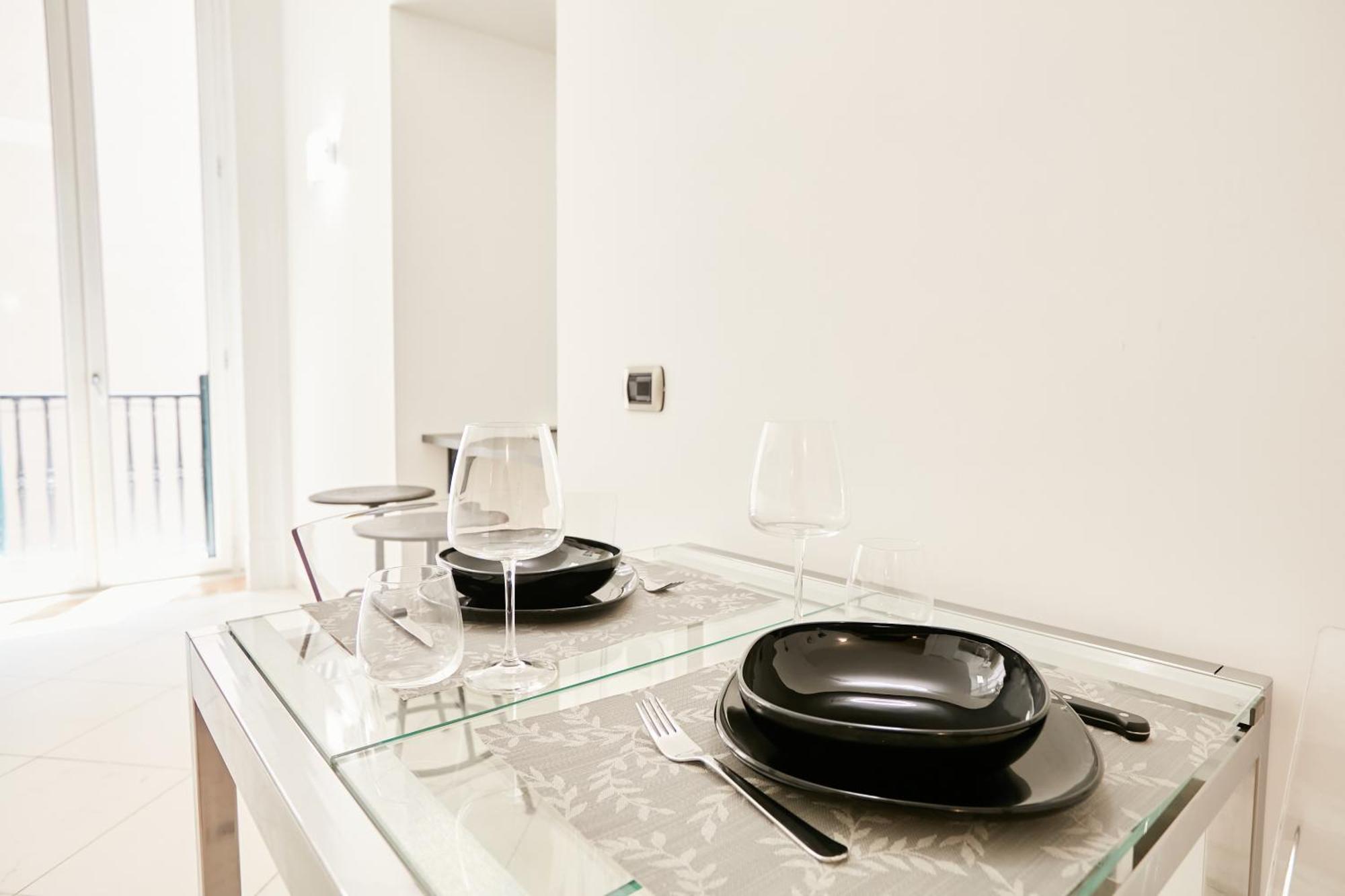 Design & Duplex At National Museum Apartment *