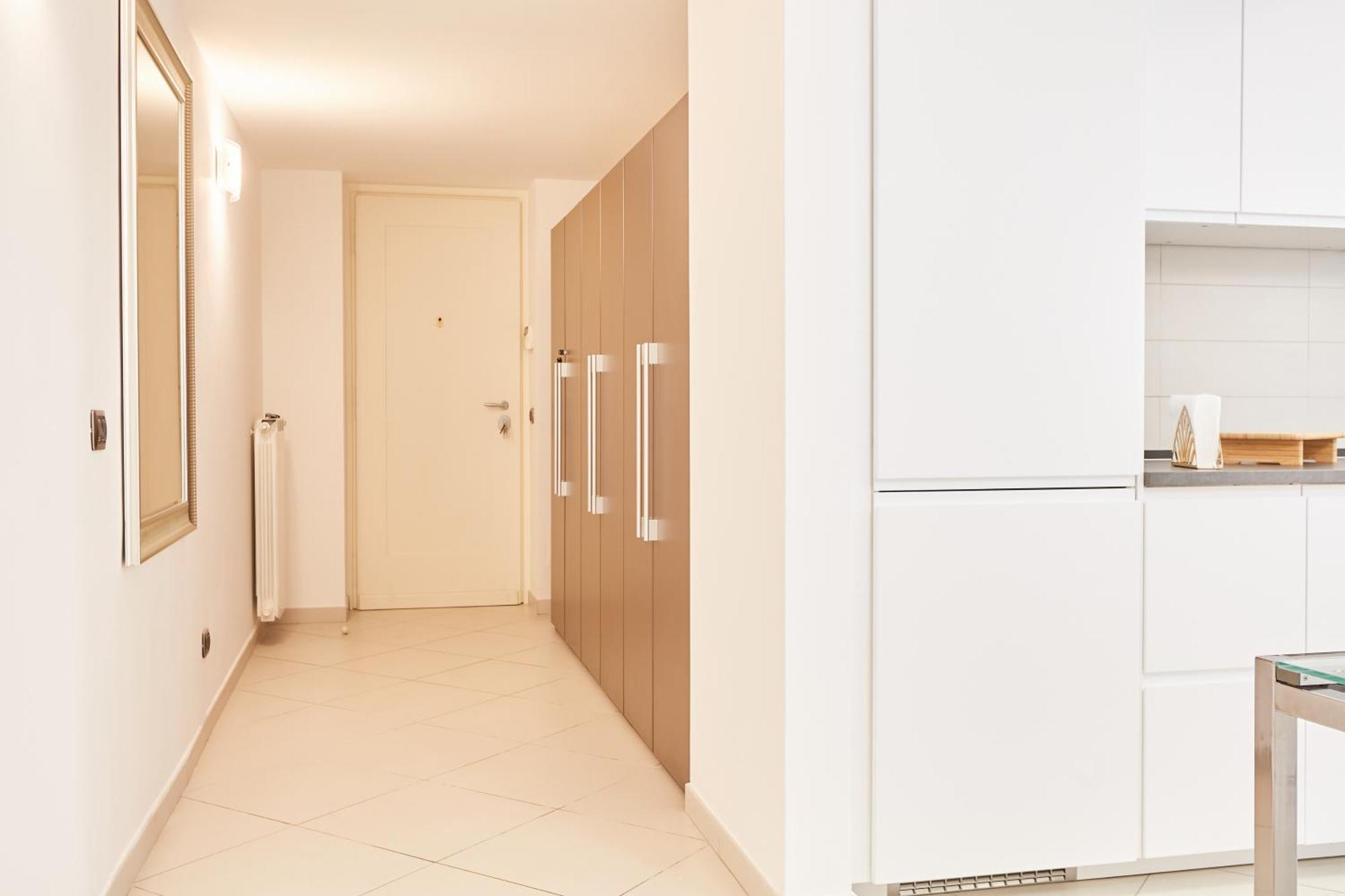 Apartment Design & Duplex At National Museum