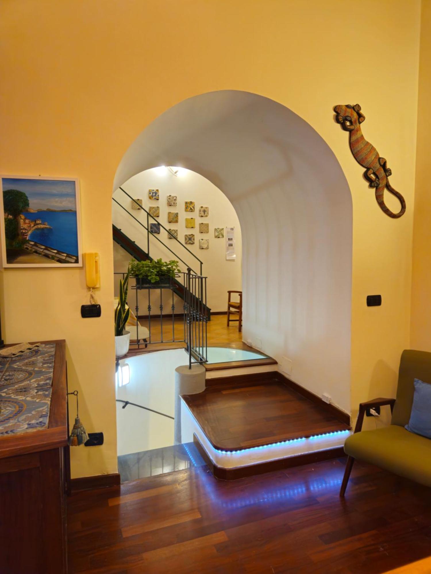 Segreta Catalana Naples