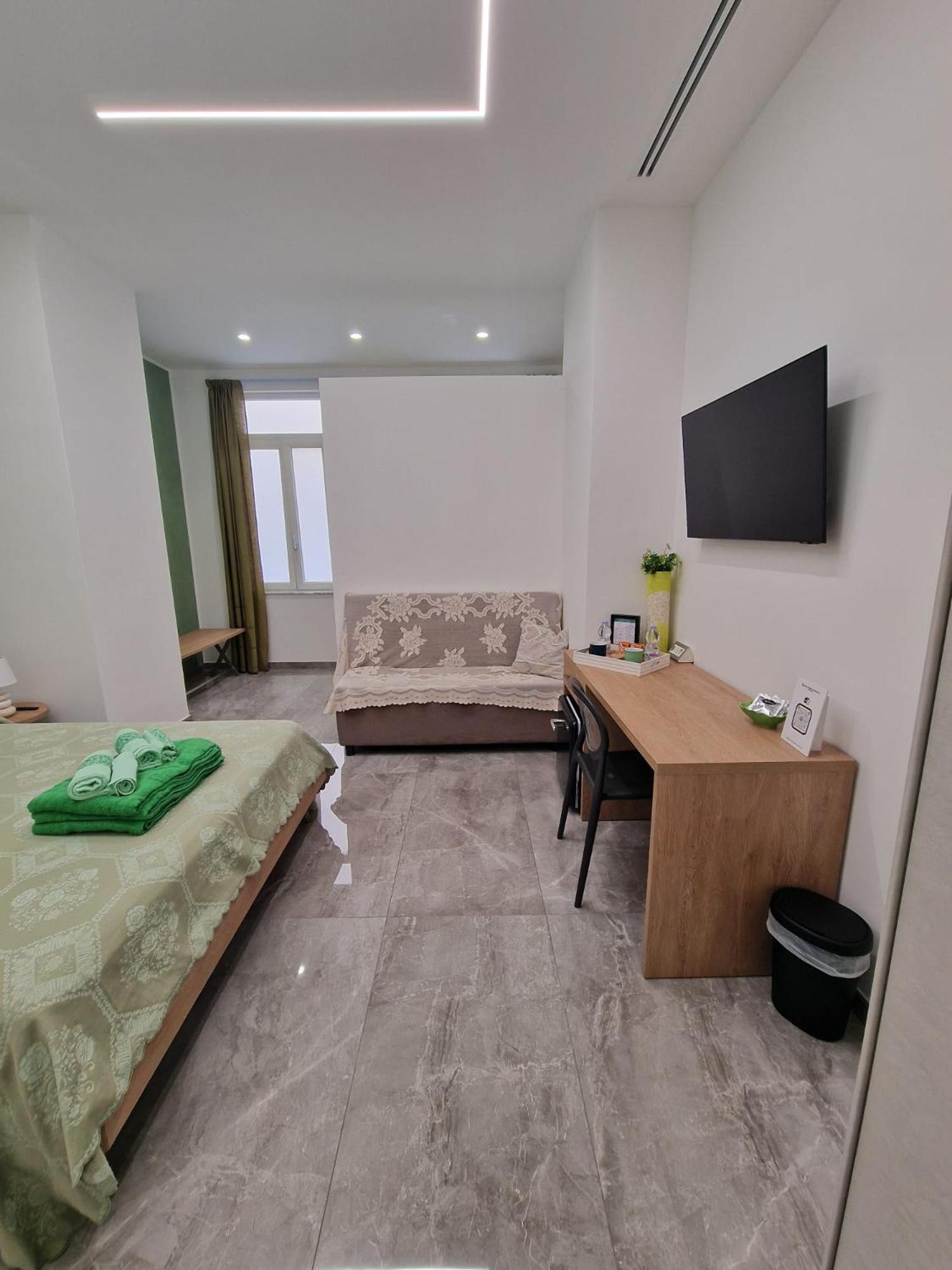 Galleria Umberto I Bed & Breakfast *