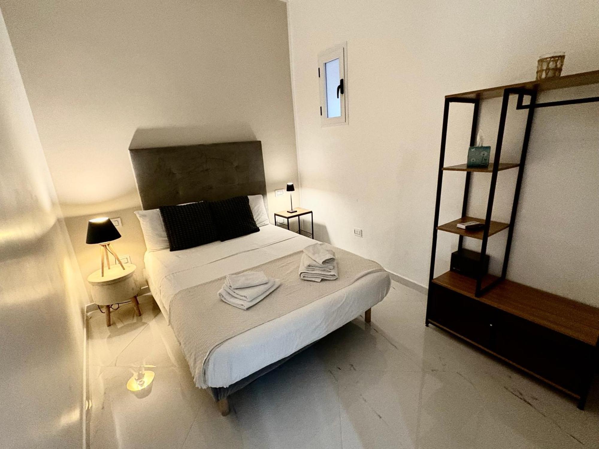 Pe Vic E Vicariell Apartment Naples