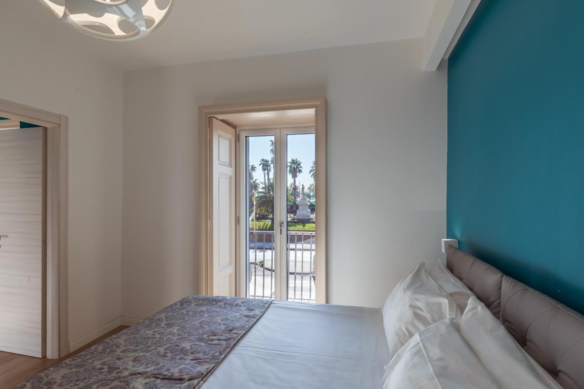 Riviera 84 Bed & Breakfast *