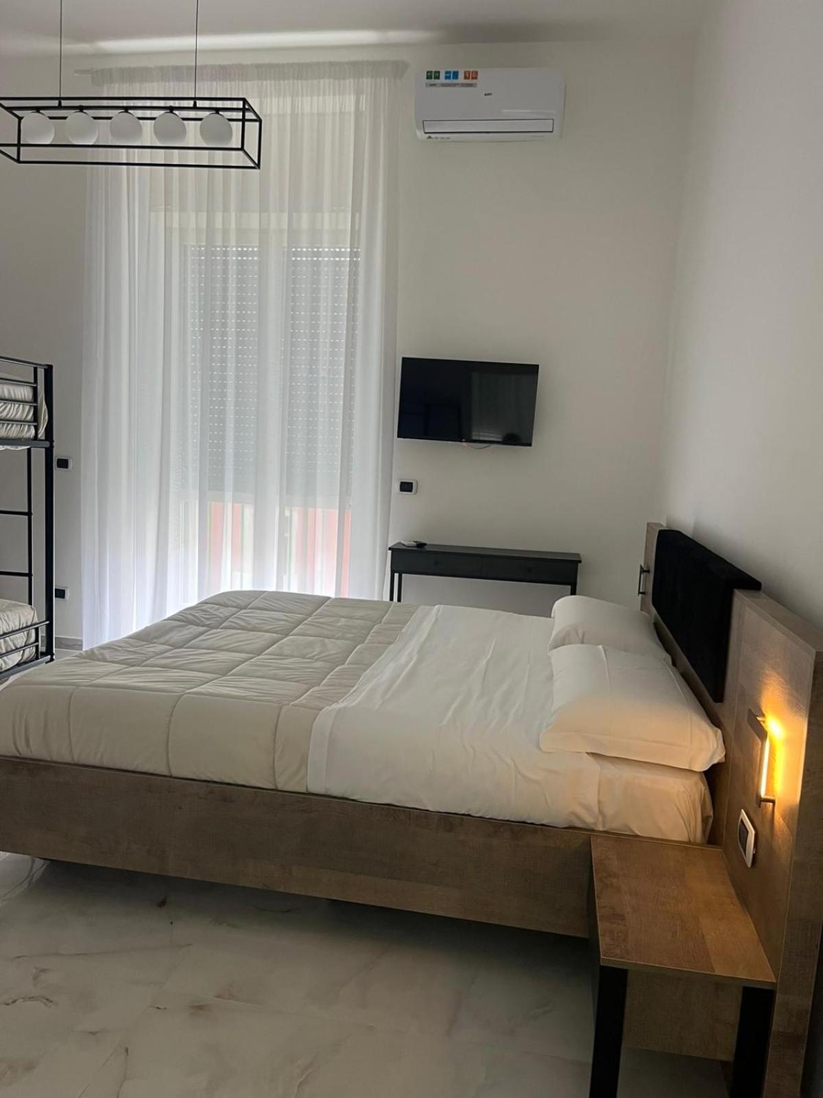 Garibaldi Road Bed & Breakfast Naples