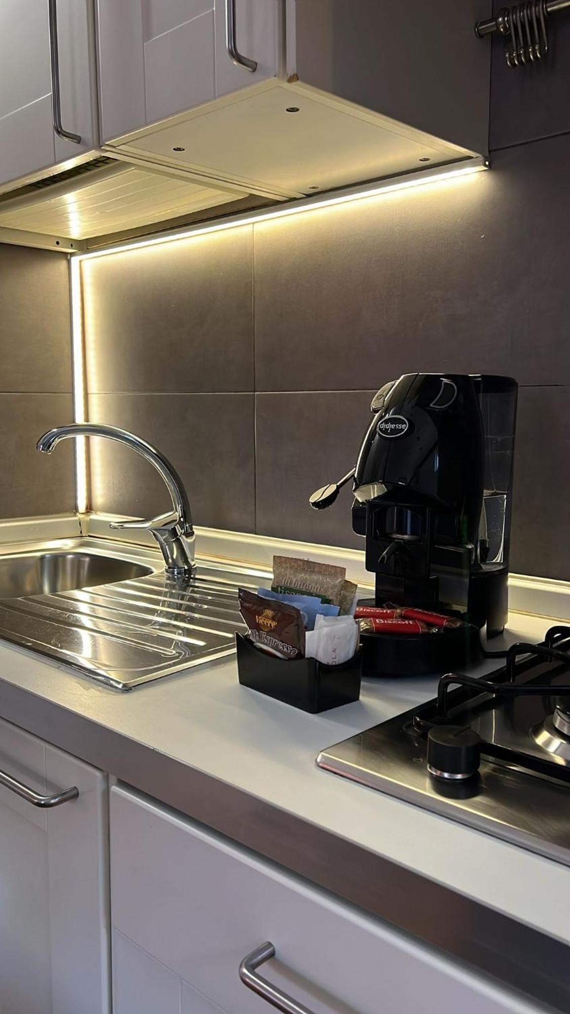 Apartment Residenza San Teodoro Chiaia Dimora Storica Naples
