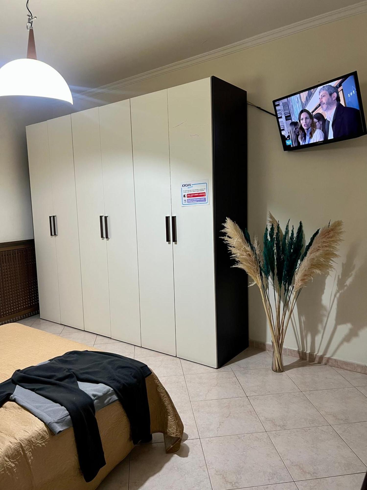 Bed & Breakfast Jordan Free Concierg Service Naples