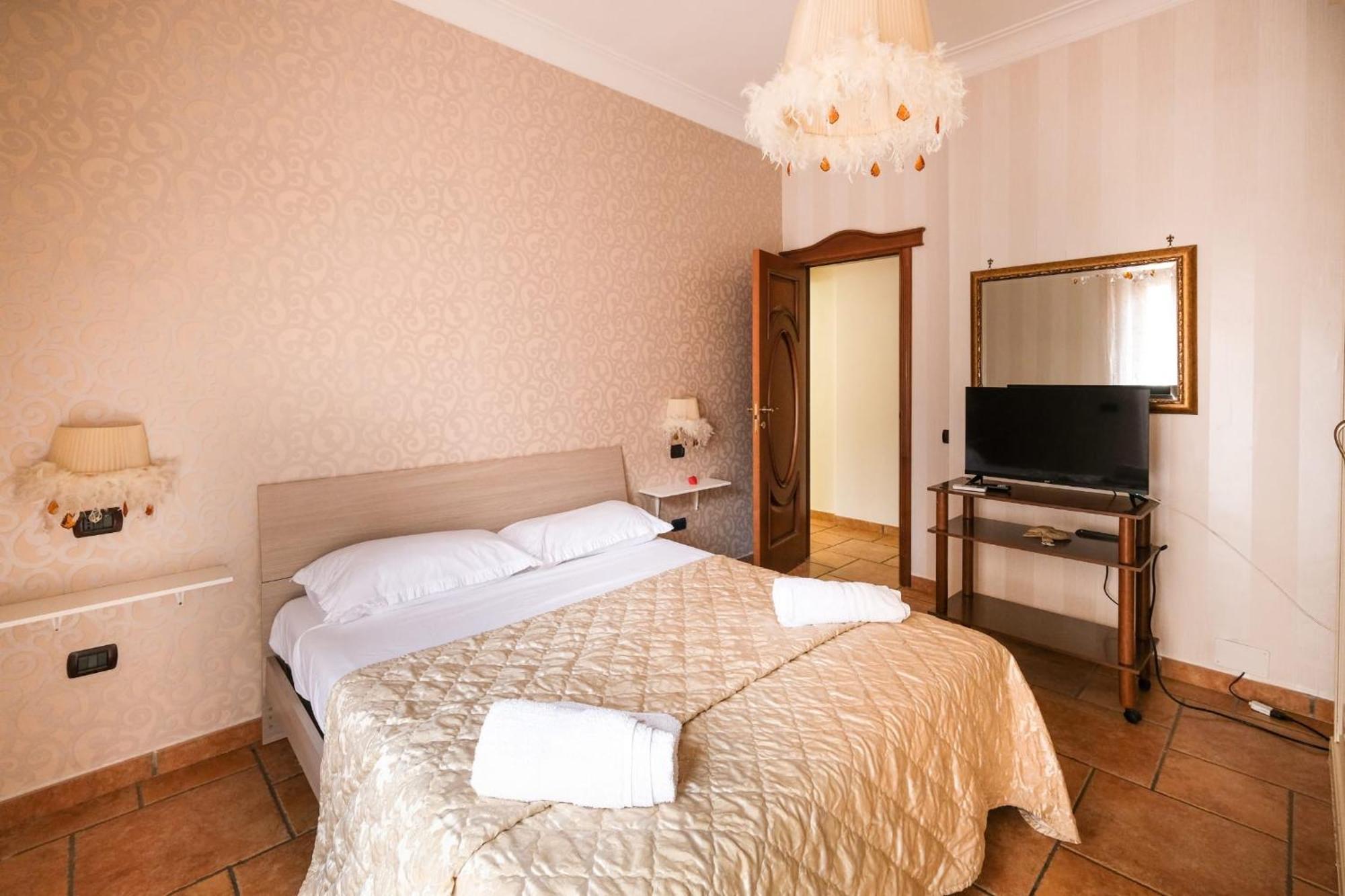 Mg Luxury * Naples