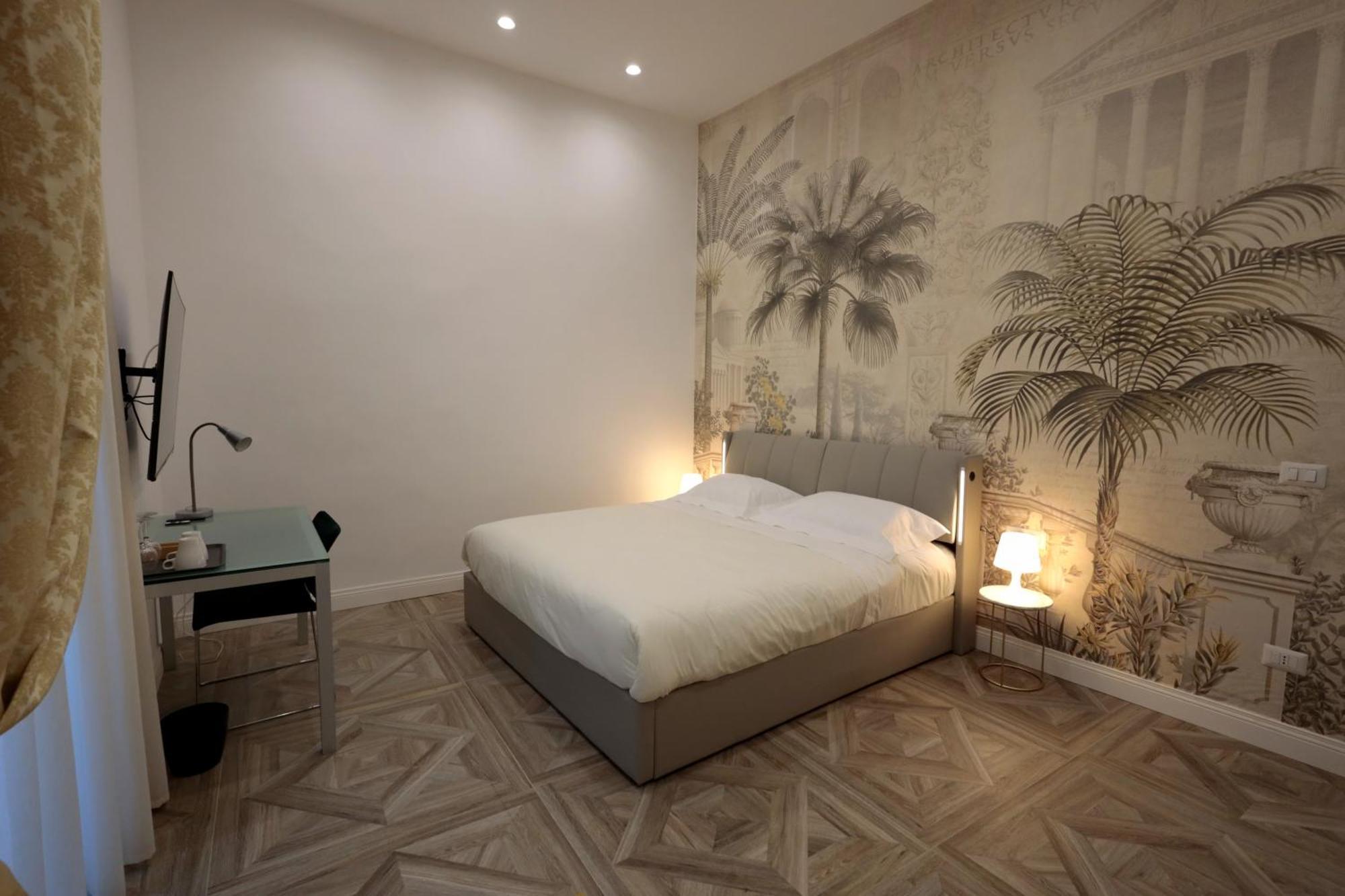 Relais Santa Lucia Sul Mare, * Naples