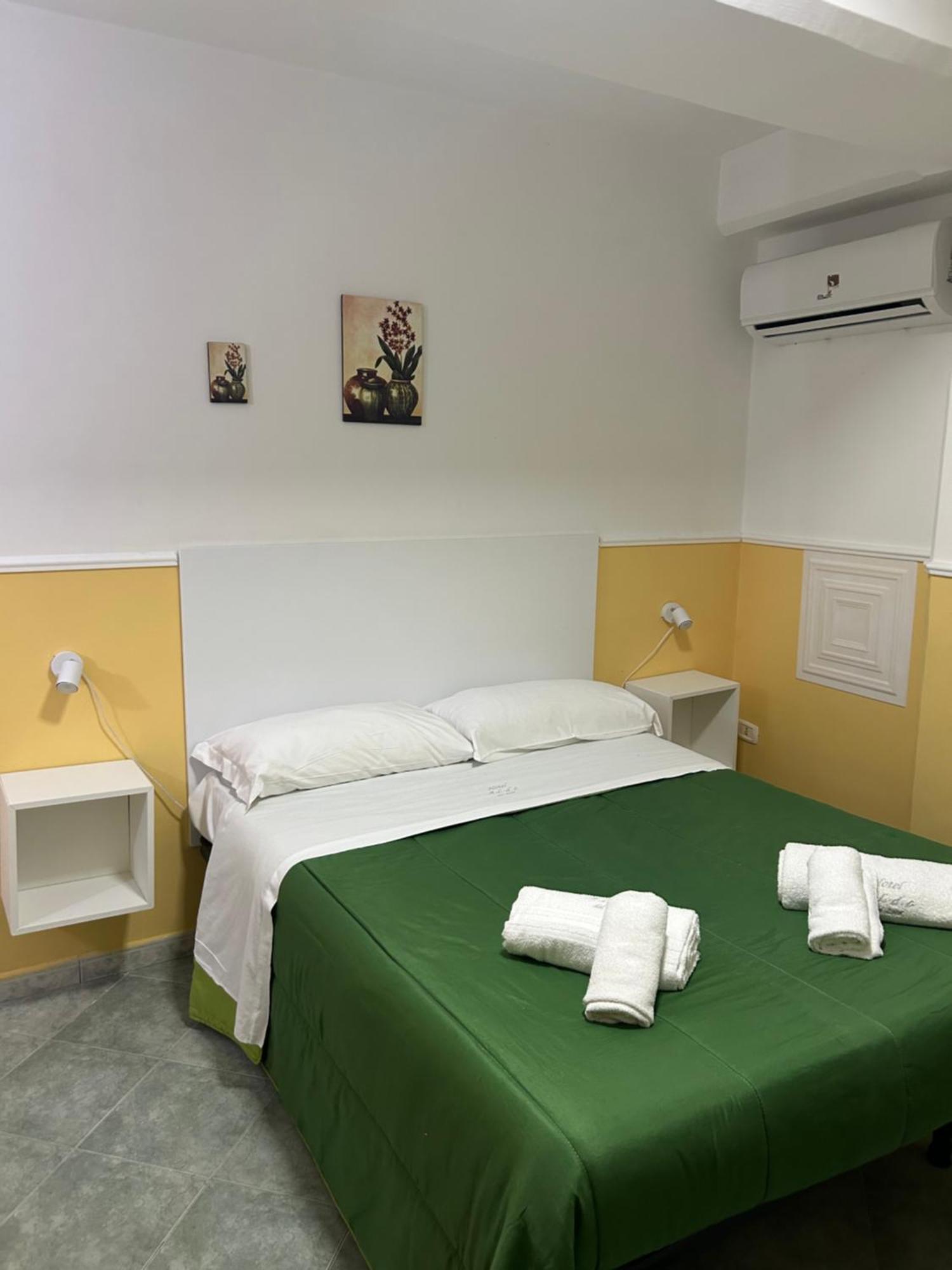Del Conte Naples