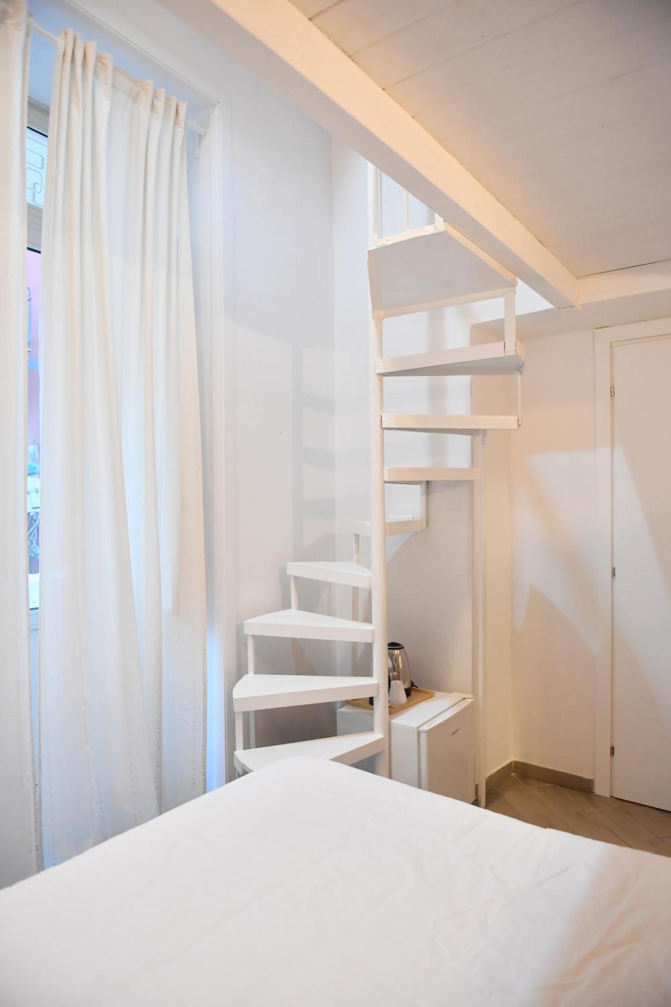 Bed & Breakfast Chiaia 100 Naples
