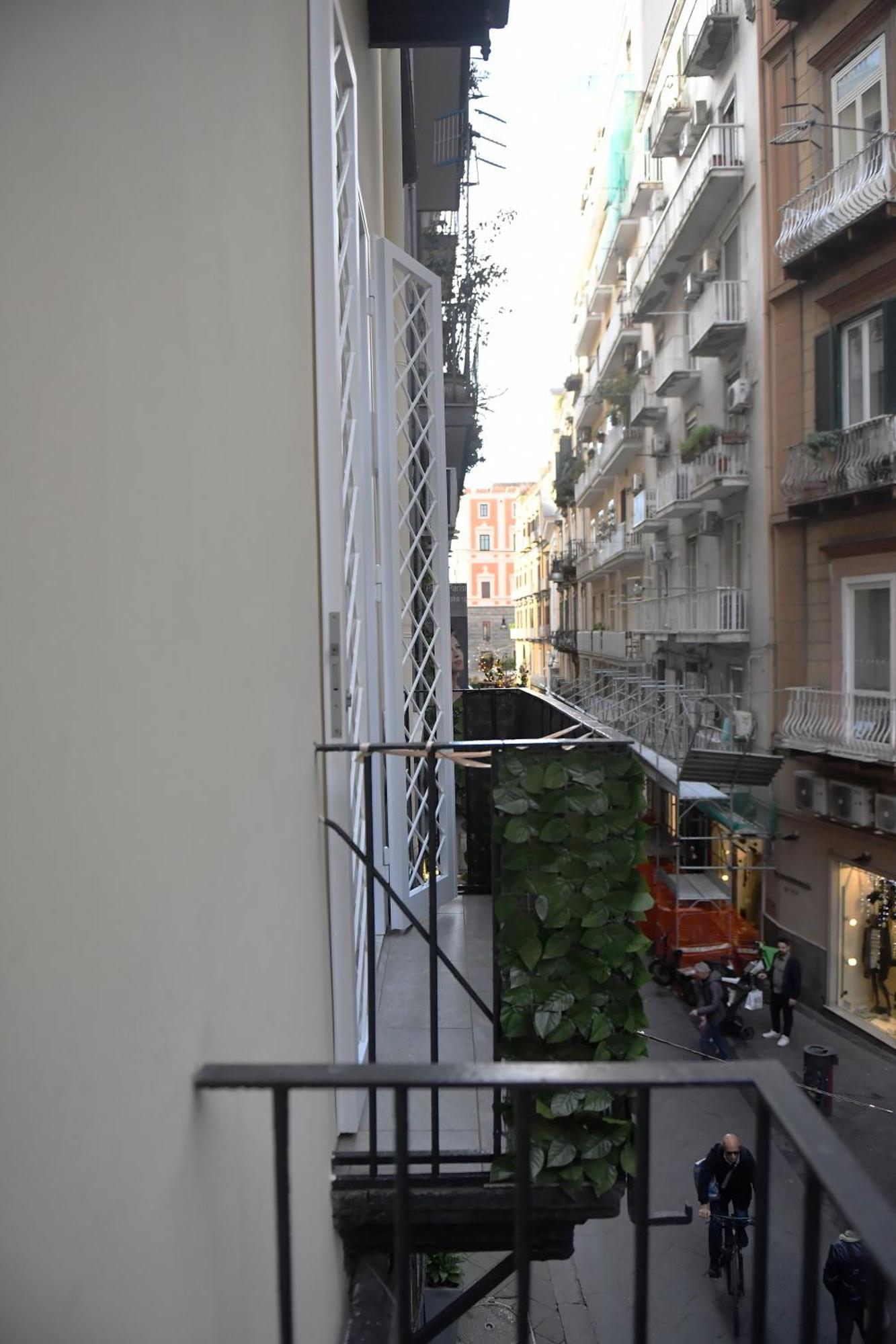 Bed & Breakfast Chiaia 100