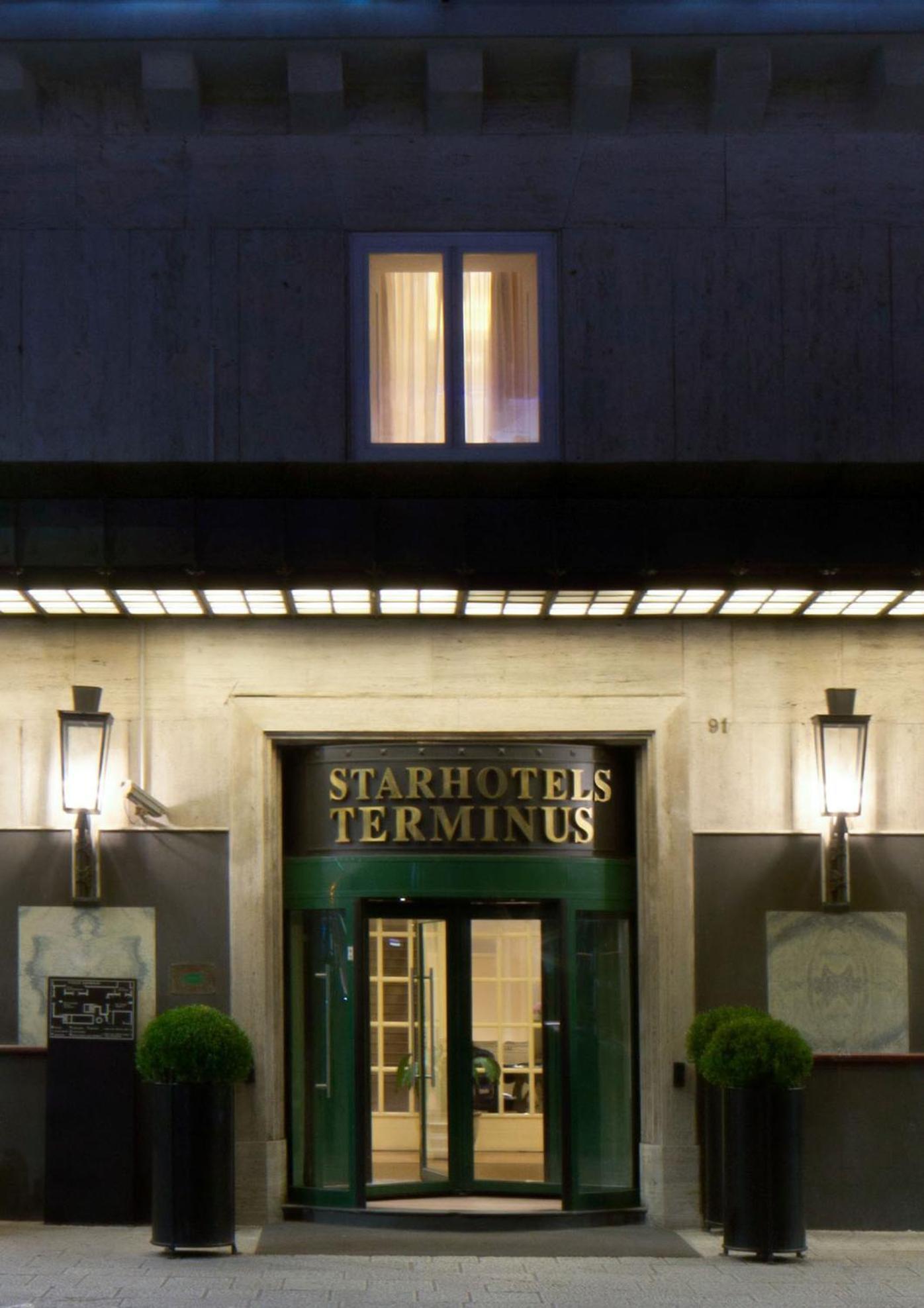Starhotels Terminus Naples