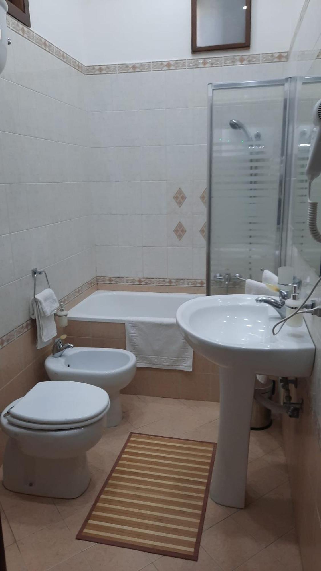 Apartment White 2 San Gregorio 14 Naples