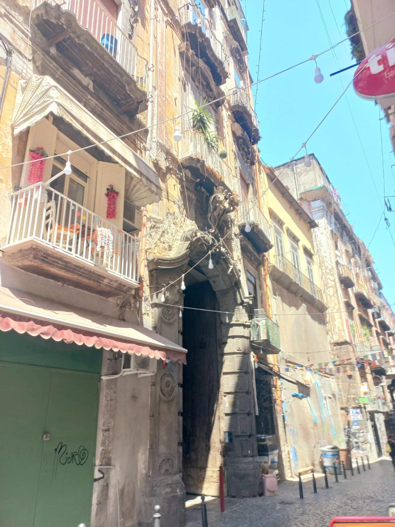 Il Balconcino Ai Tribunali Apartment Naples