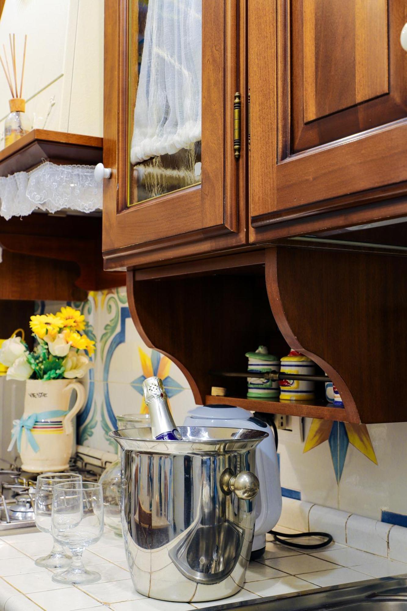 Giallo Napoletano Apartment Naples