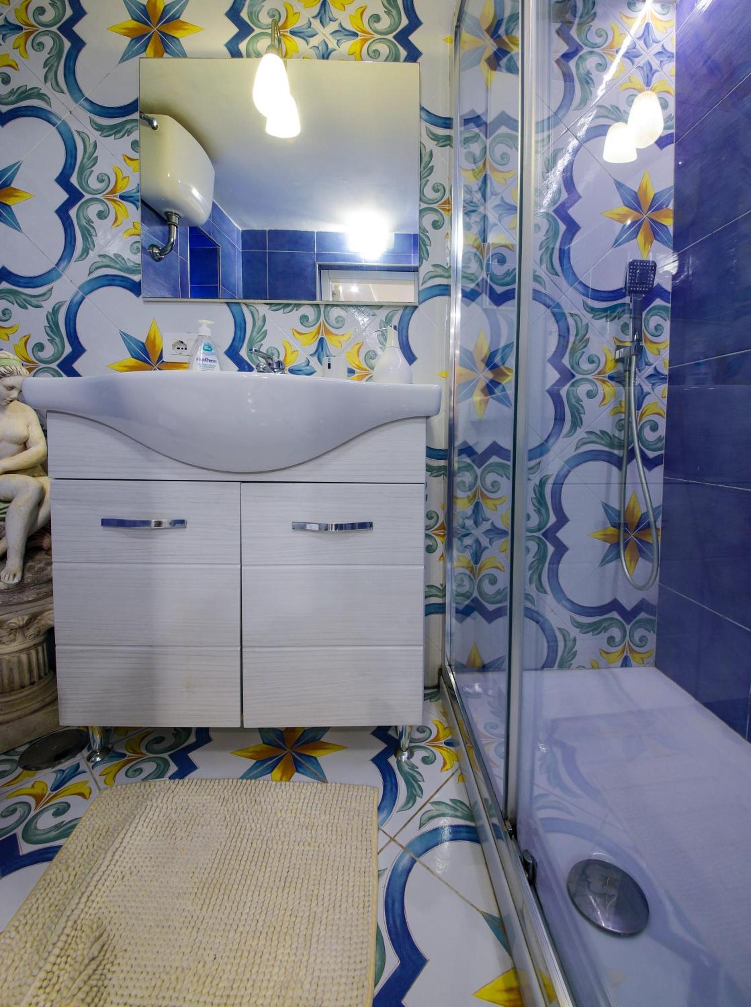 Apartment Giallo Napoletano