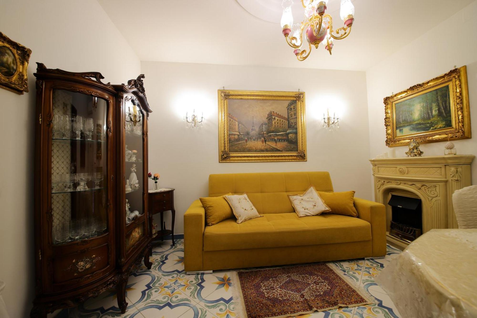 Giallo Napoletano Apartment Naples