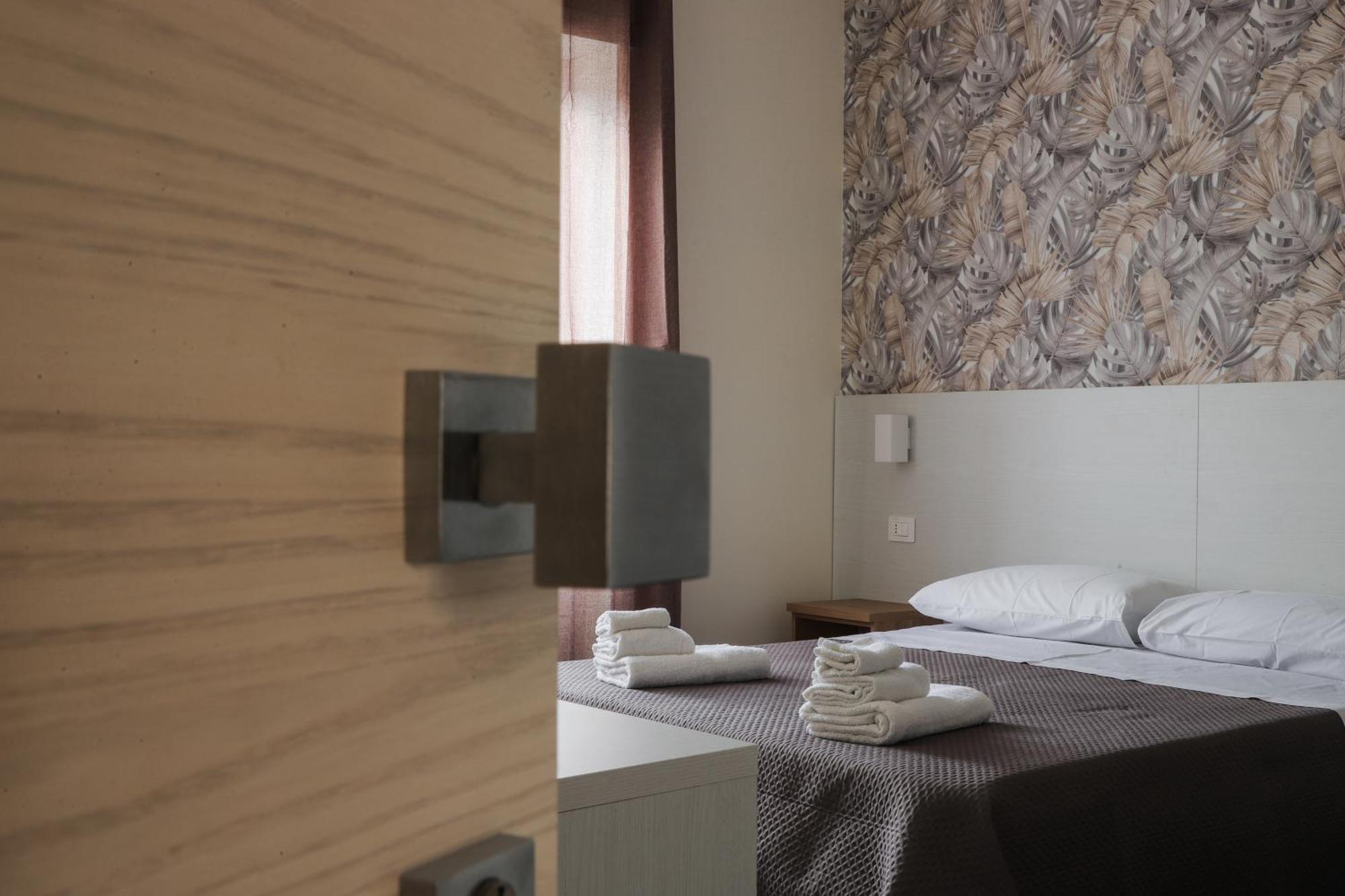 Dimora Savoia Bed & Breakfast Naples