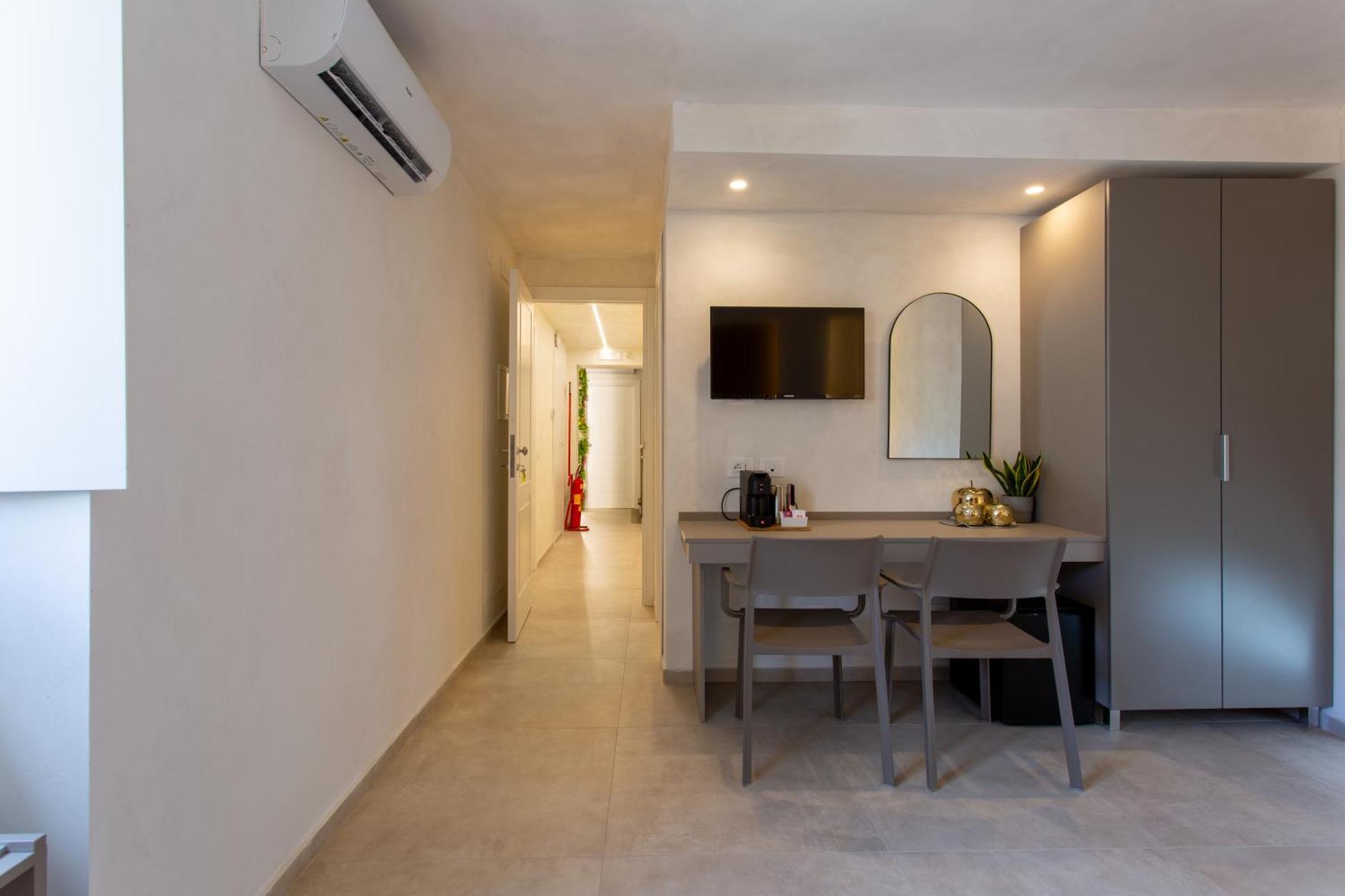 Cipriano - Relais Di Charm Bed & Breakfast Naples