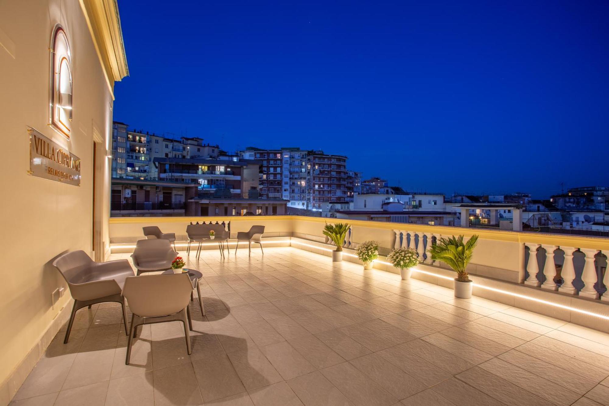 Bed & Breakfast Cipriano - Relais Di Charm Naples