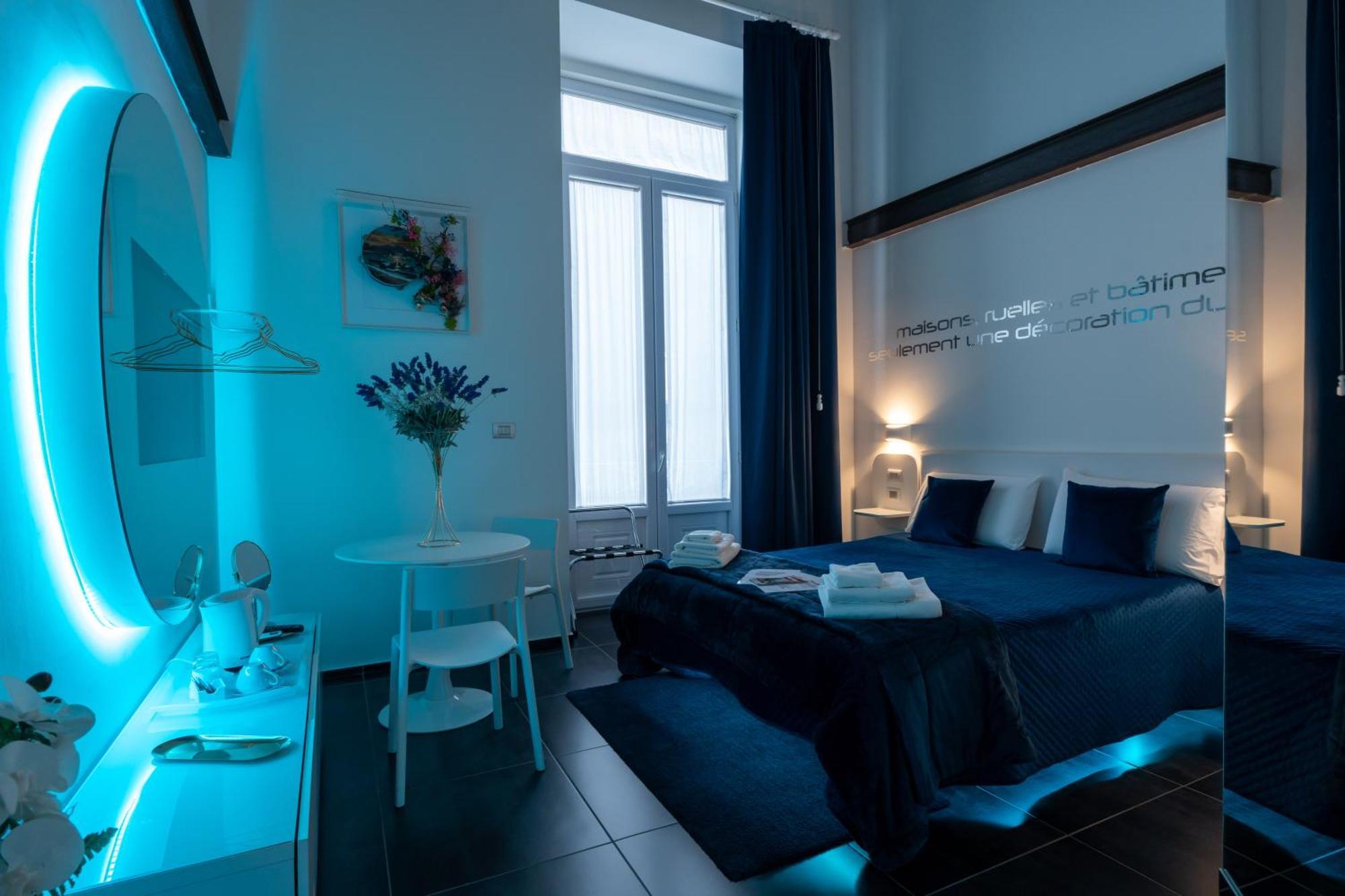 Skyhouse Chiaia Bed & Breakfast