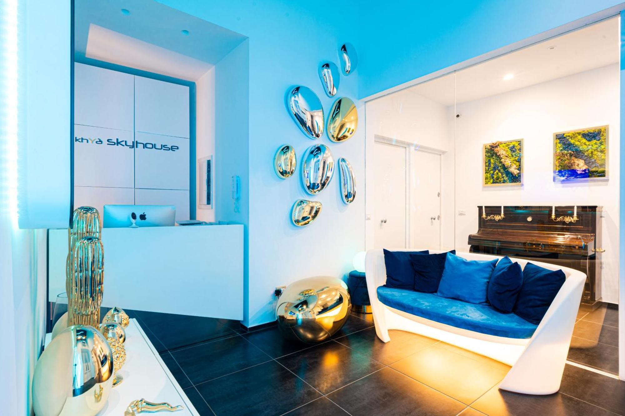 Skyhouse Chiaia Bed & Breakfast 2*
