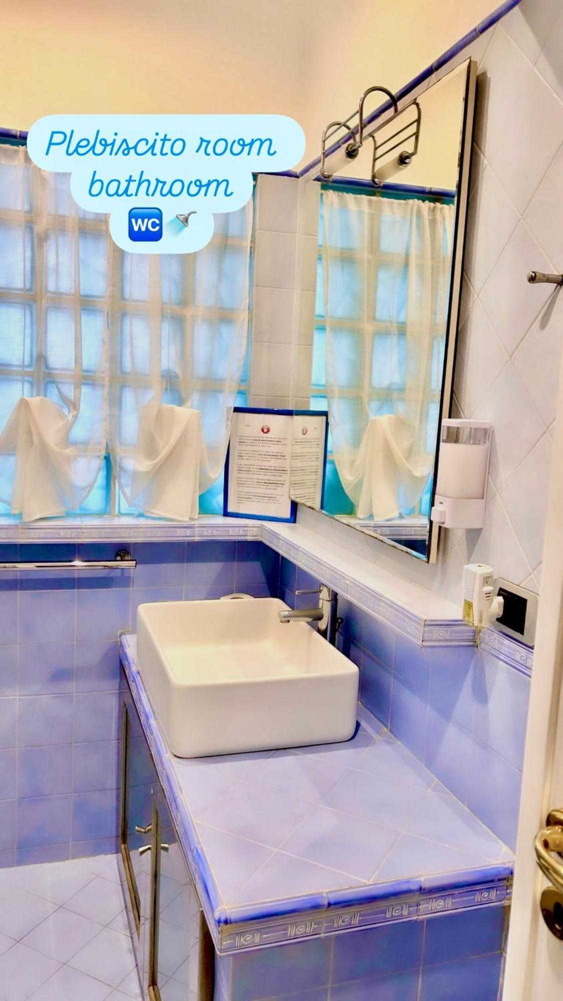 Apartment Salotto Napoletano 381 Naples