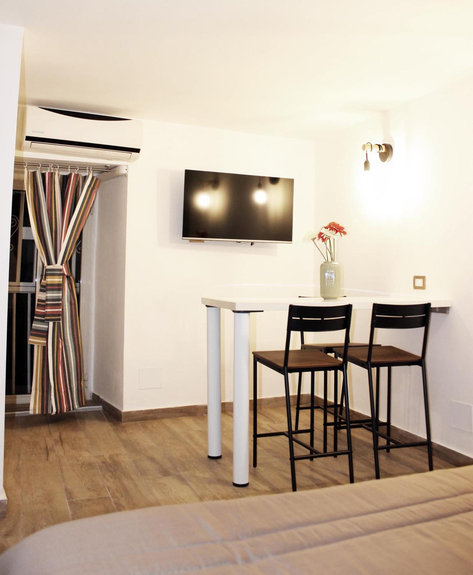 In Piazza Apartment Naples