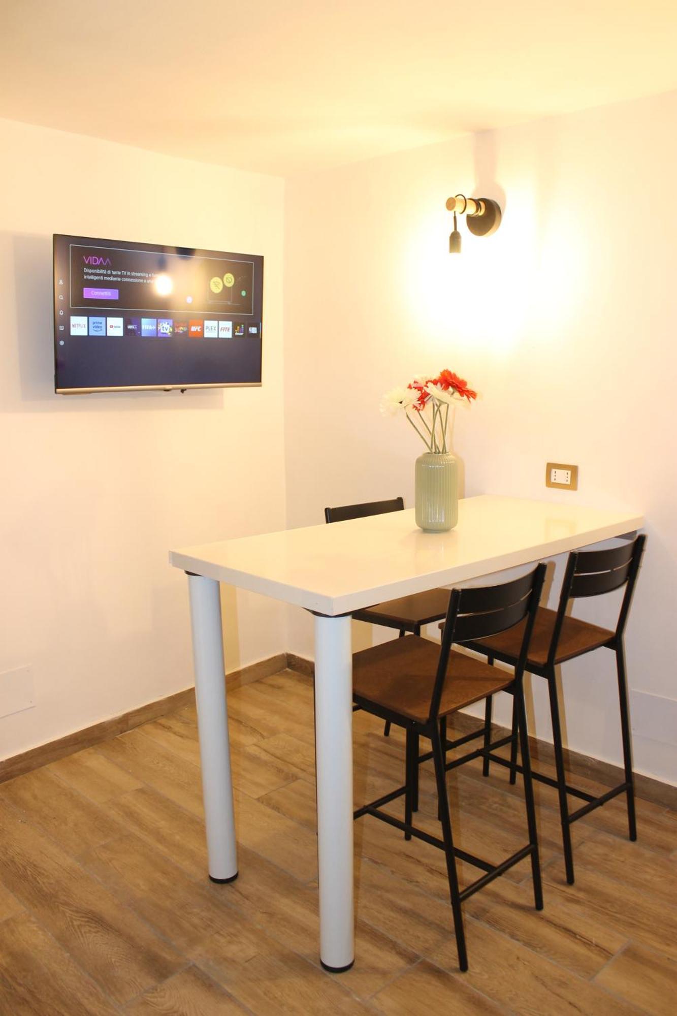 Apartment In Piazza Naples