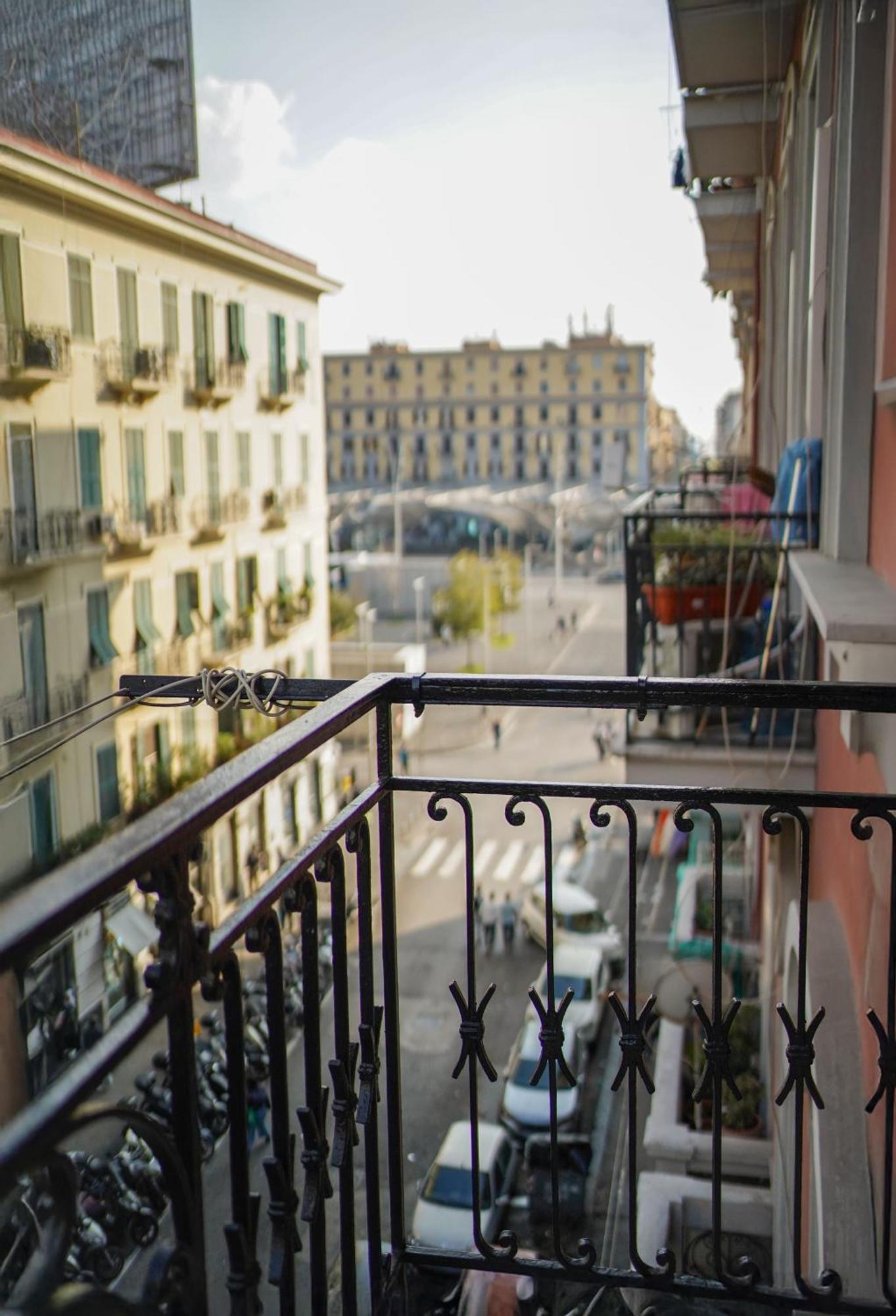 Bed & Breakfast Binario 14 Piazza Garibaldi *