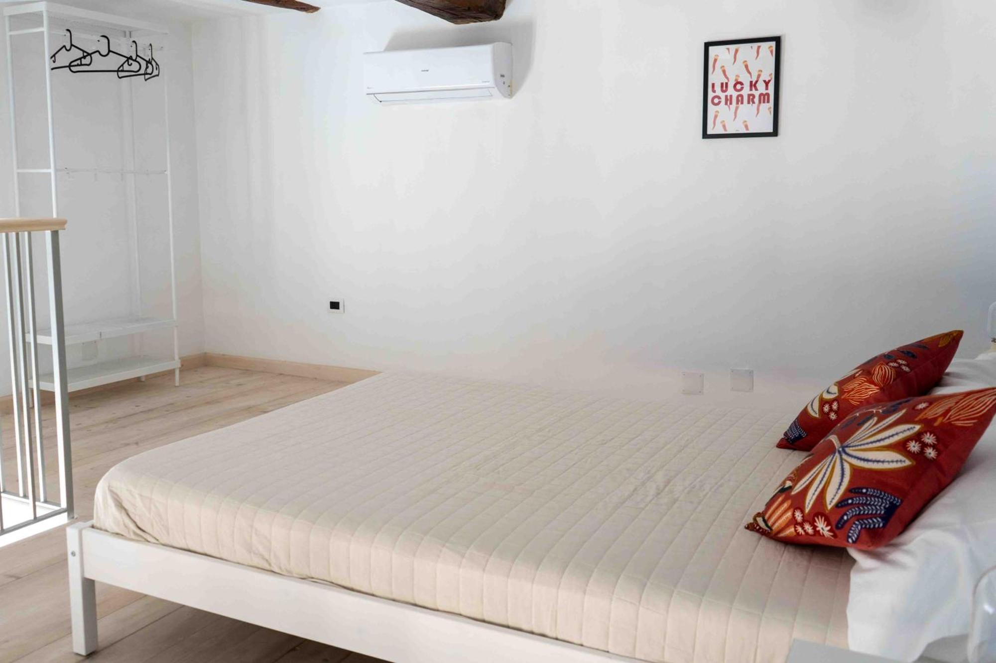 Nalusa - In Centro A Toledo Guest house Naples